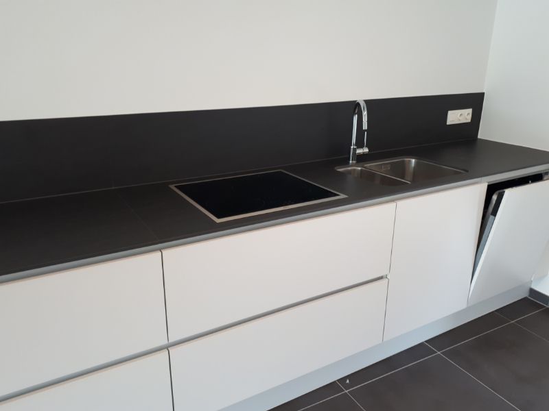 Roeselare centrum : Prachtig instapklaar nieuwbouwappartement voorzien van 2 slaapkamers en zuidgericht terras. (maximale bewoning 3 personen) foto 5