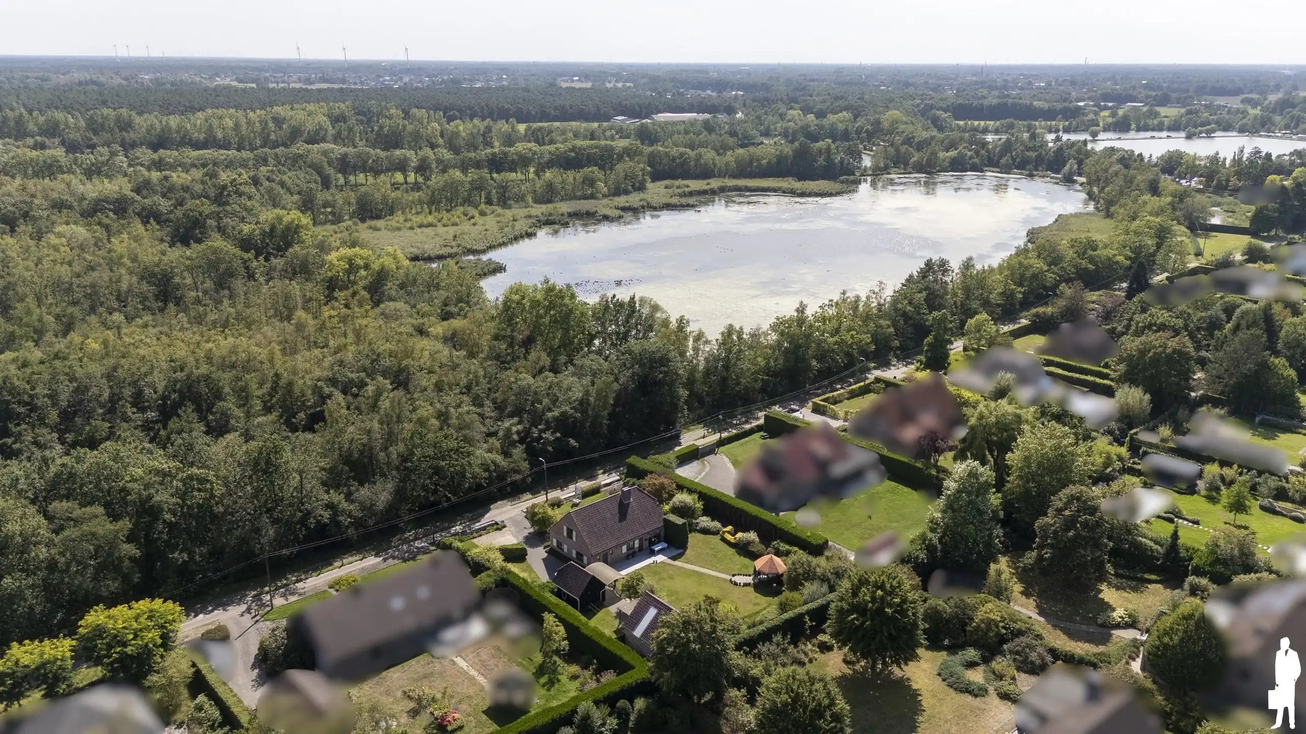 Villa - uitzonderlijke ligging; nabij Nederl.; wijde natuur foto 27