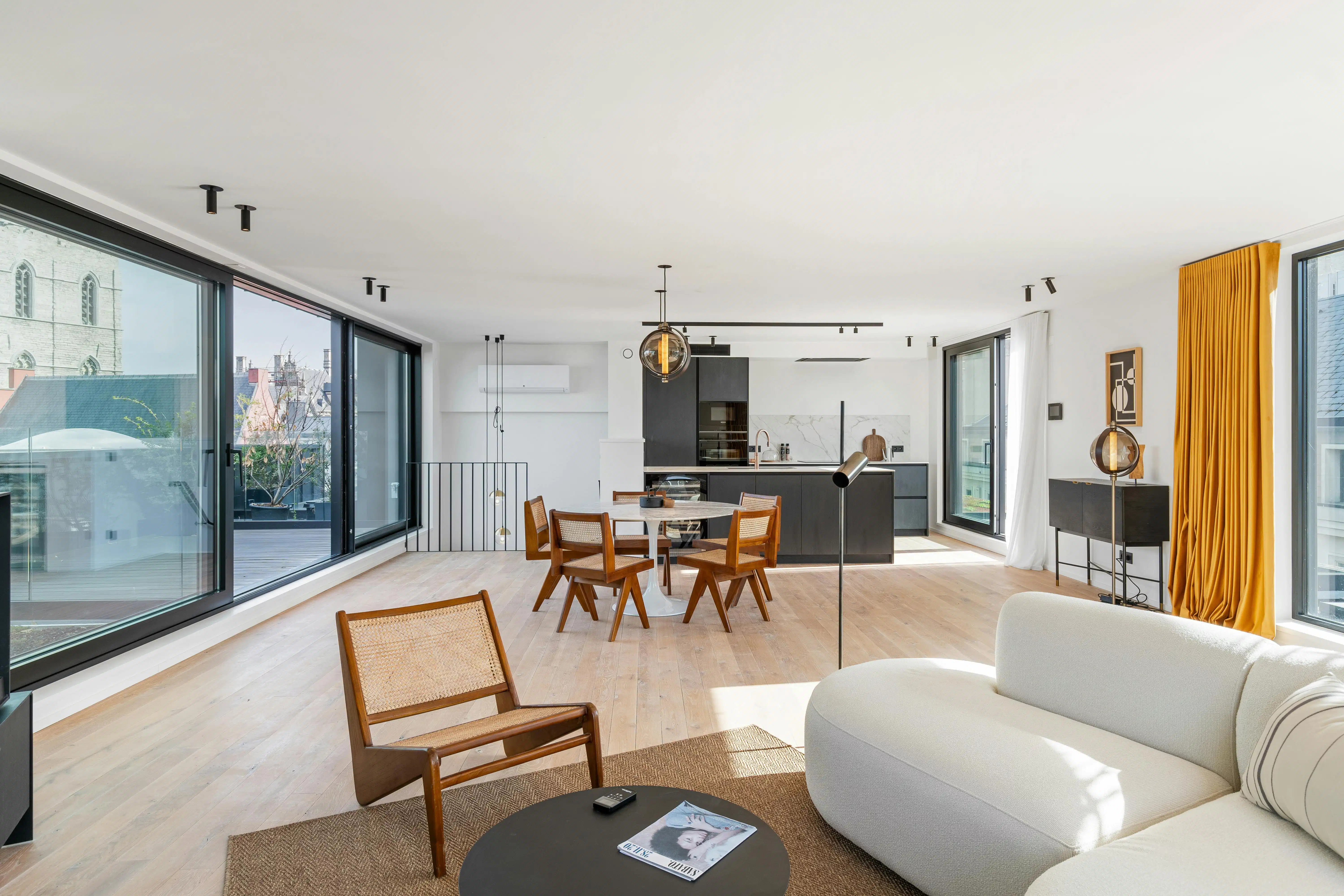 Exclusief duplex penthouse te koop in hartje Gent foto 3