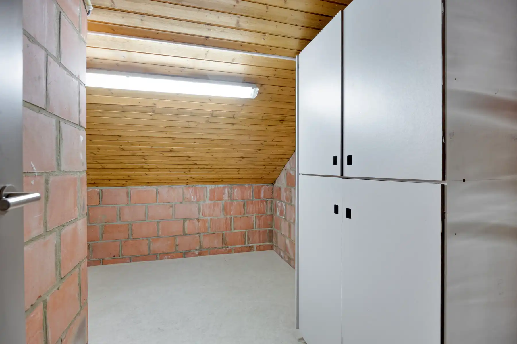 Leemans Immobiliën presenteert u  deze exclusieve villa, gelegen op een uitzonderlijke toplocatie in Asse.  foto 18