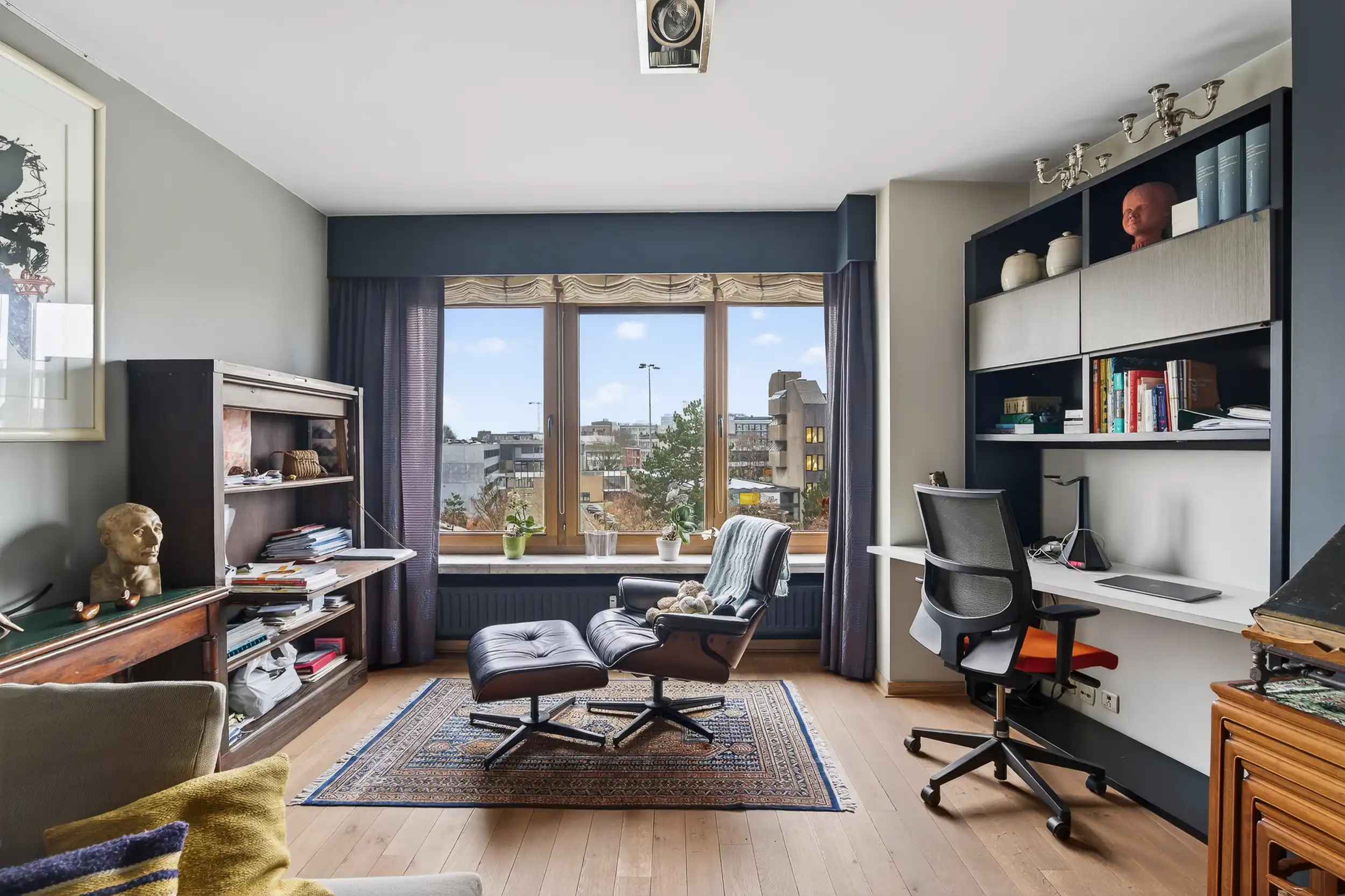 Smaakvol 2 slaapkamer appartement incl. dubbele garagebox foto 5