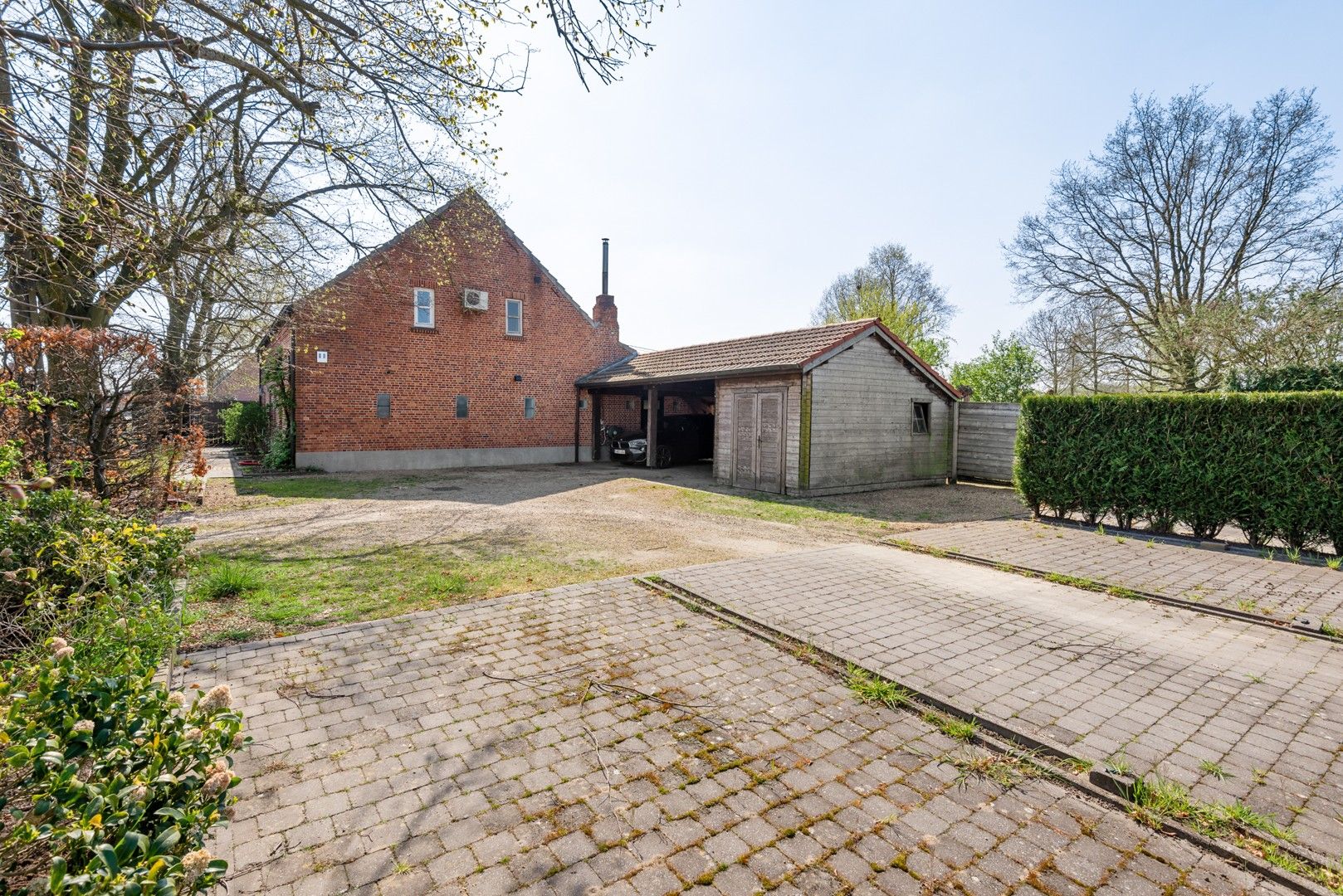 Karaktervolle hoeve op royaal perceel – ruimte, charme en eindeloze mogelijkheden foto 3