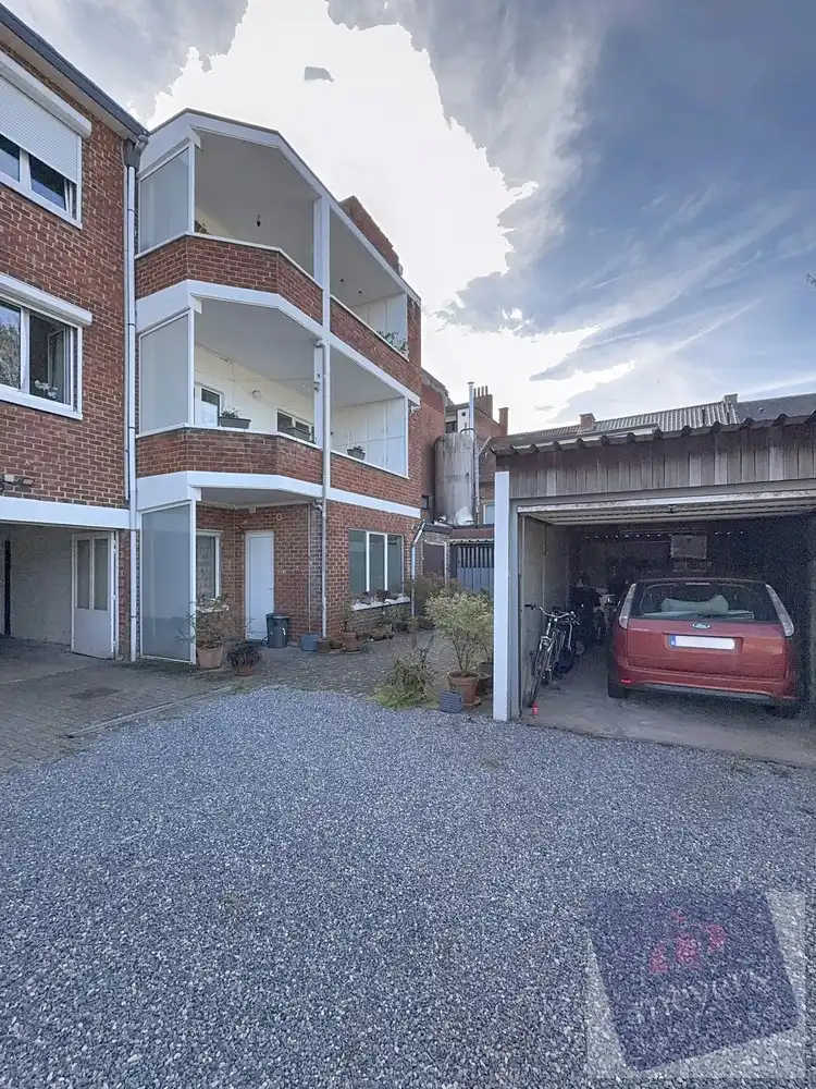 Appartement met 2 slaapkamers, balkon en garagebox in Hasselt foto 14