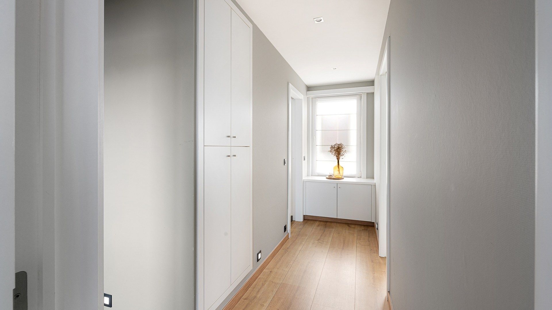 Halfopen woning met 2 garages en tuin te Heist foto 15