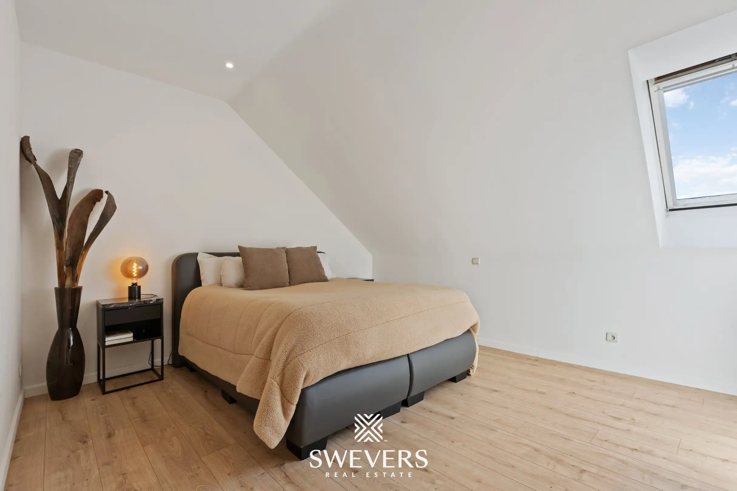 Instapklaar duplex appartement met 2 ruime slaapkamers en zonnig zuidgericht terras in Kermt foto 31