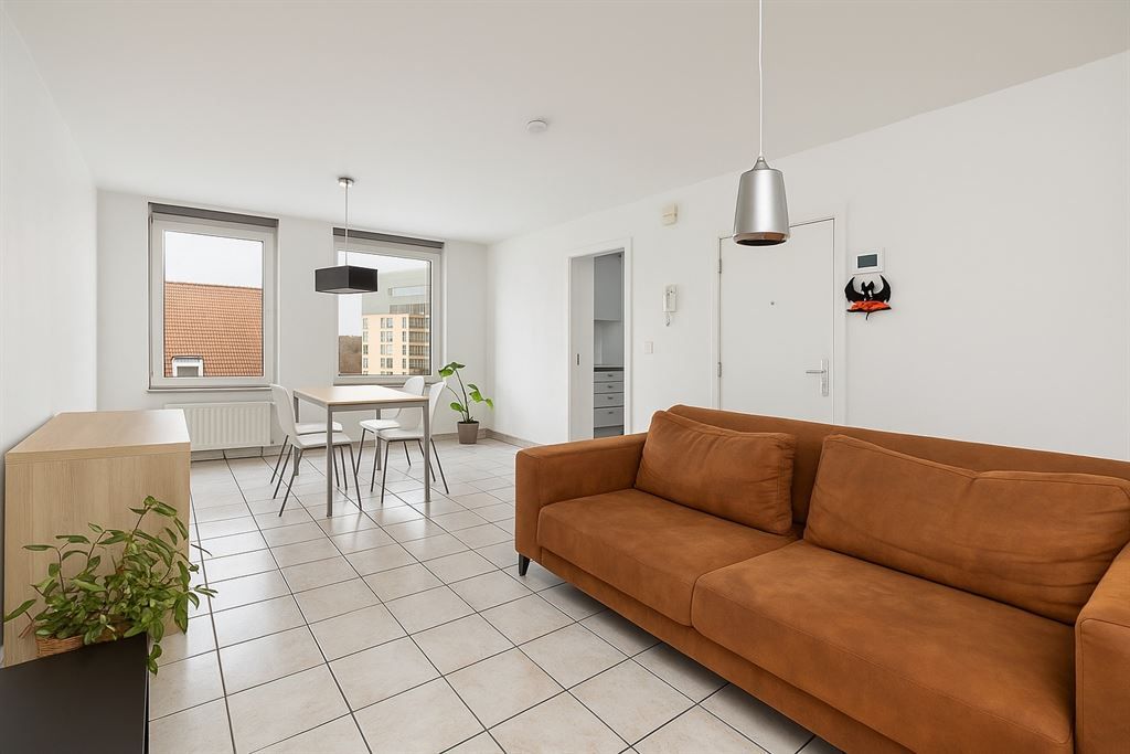 Energiezuinig lichtrijk appartement met 2 slpks foto {{pictureIndex}}