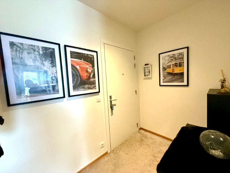 Zonnig, centraal gelegen appartement met 2 slaapkamers en ruim terras (12 vkm) met zicht op de Leie foto 3