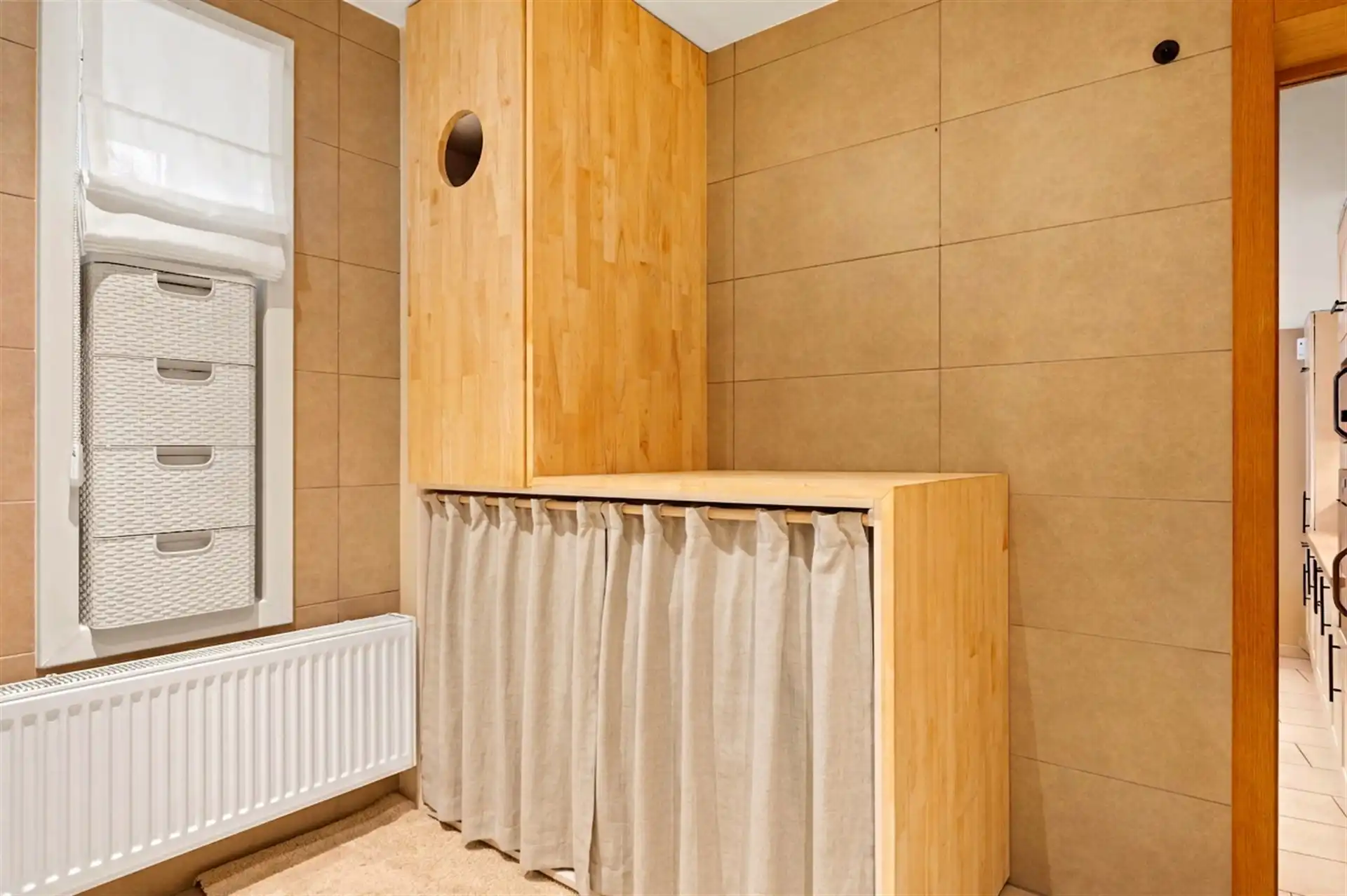 Knappe instapklare woning met 3 slpks, garage en mooie tuin  foto 14