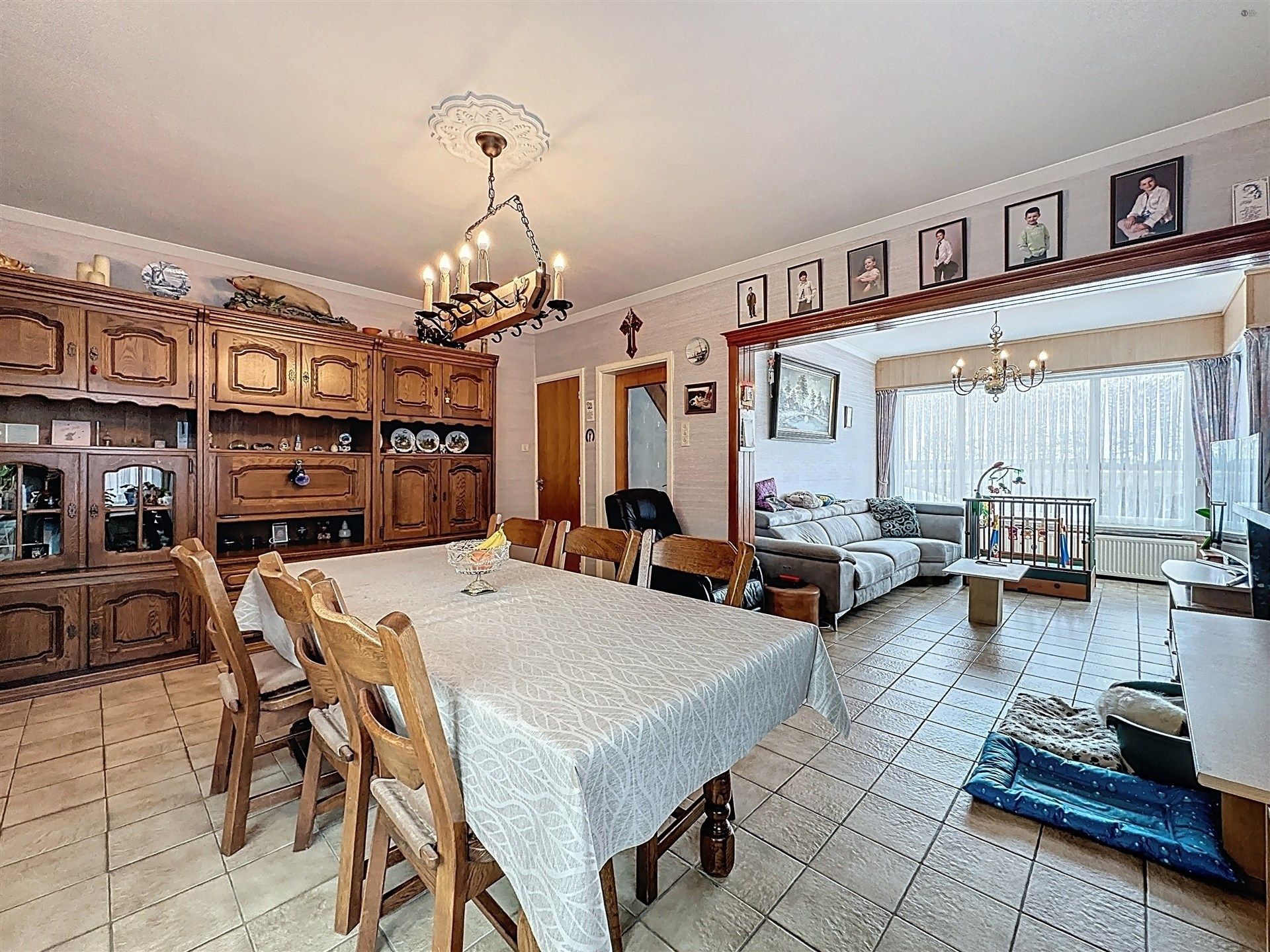Prachtige open bebouwing met 4 slaapkamers en garage op perceel van 946m² foto 7