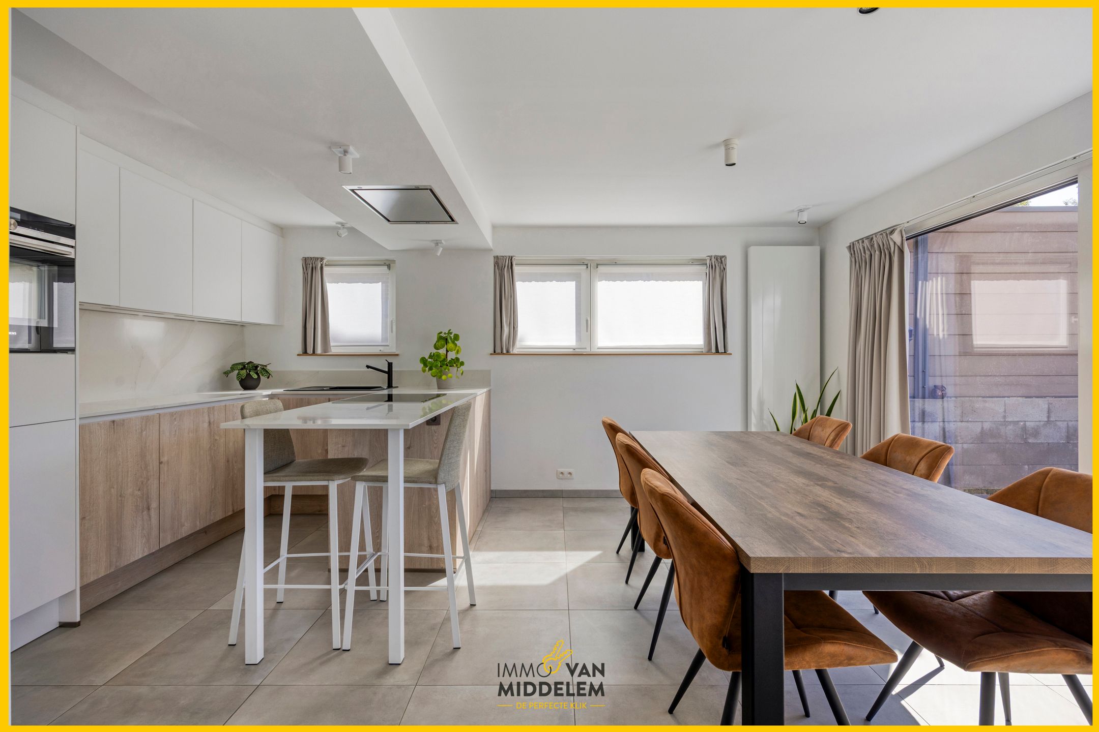 INSTAPKLAAR GELIJKVLOERS 2-KAMERAPPARTEMENT MET TUIN foto 4