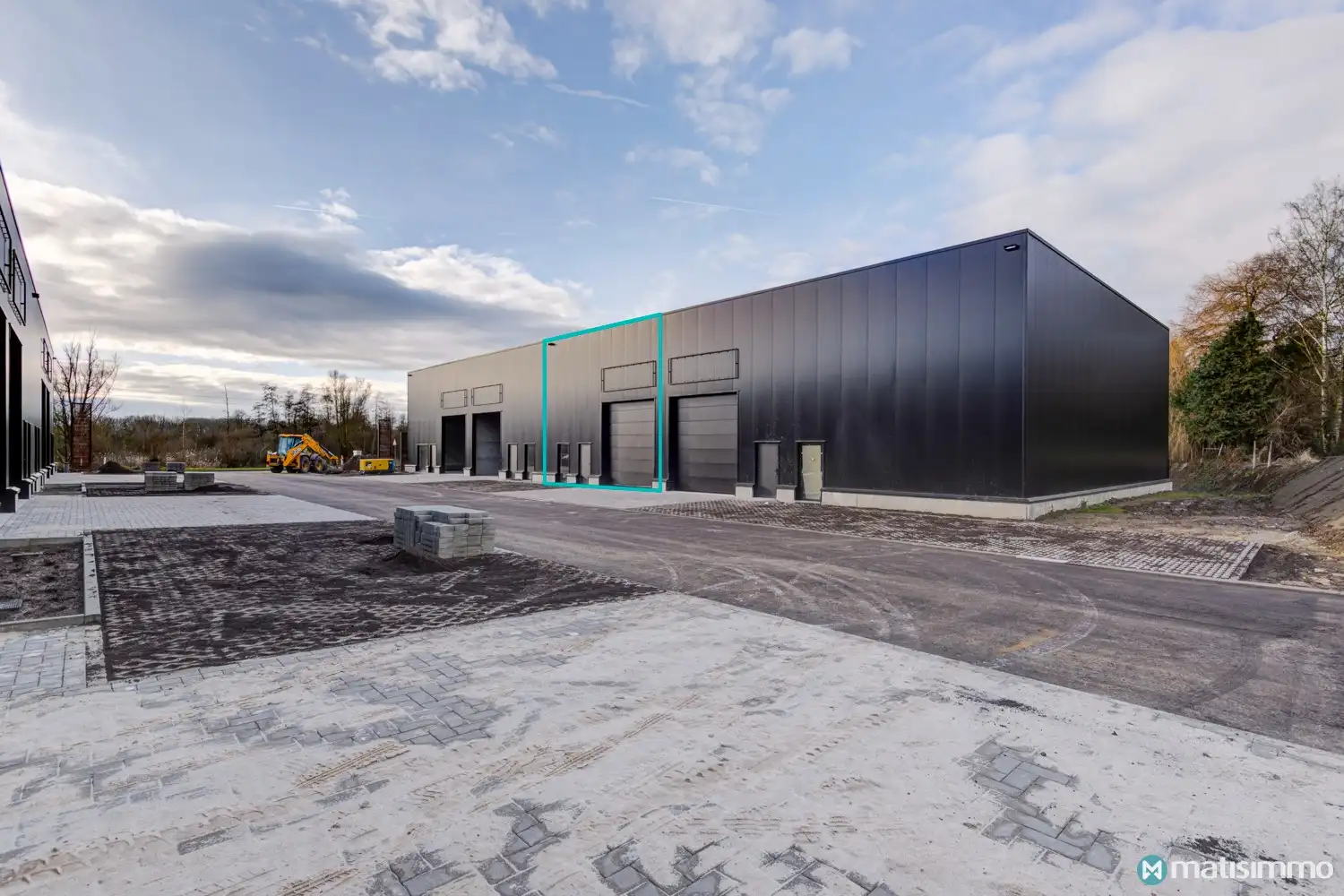 KMO-UNIT OP NIEUW BEDRIJVENPARK HARDEL TE TONGEREN foto {{pictureIndex}}