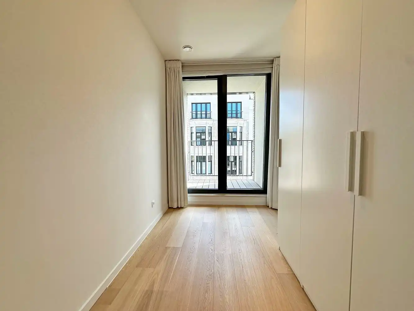 2 slaapkamer appartement met 2 terrassen en staanplaats te Antwerpen foto 10
