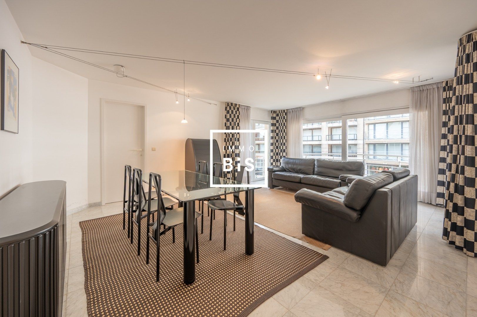 Twee slaapkamer appartement in standingvolle villaresidentie  in het Zoute foto 3