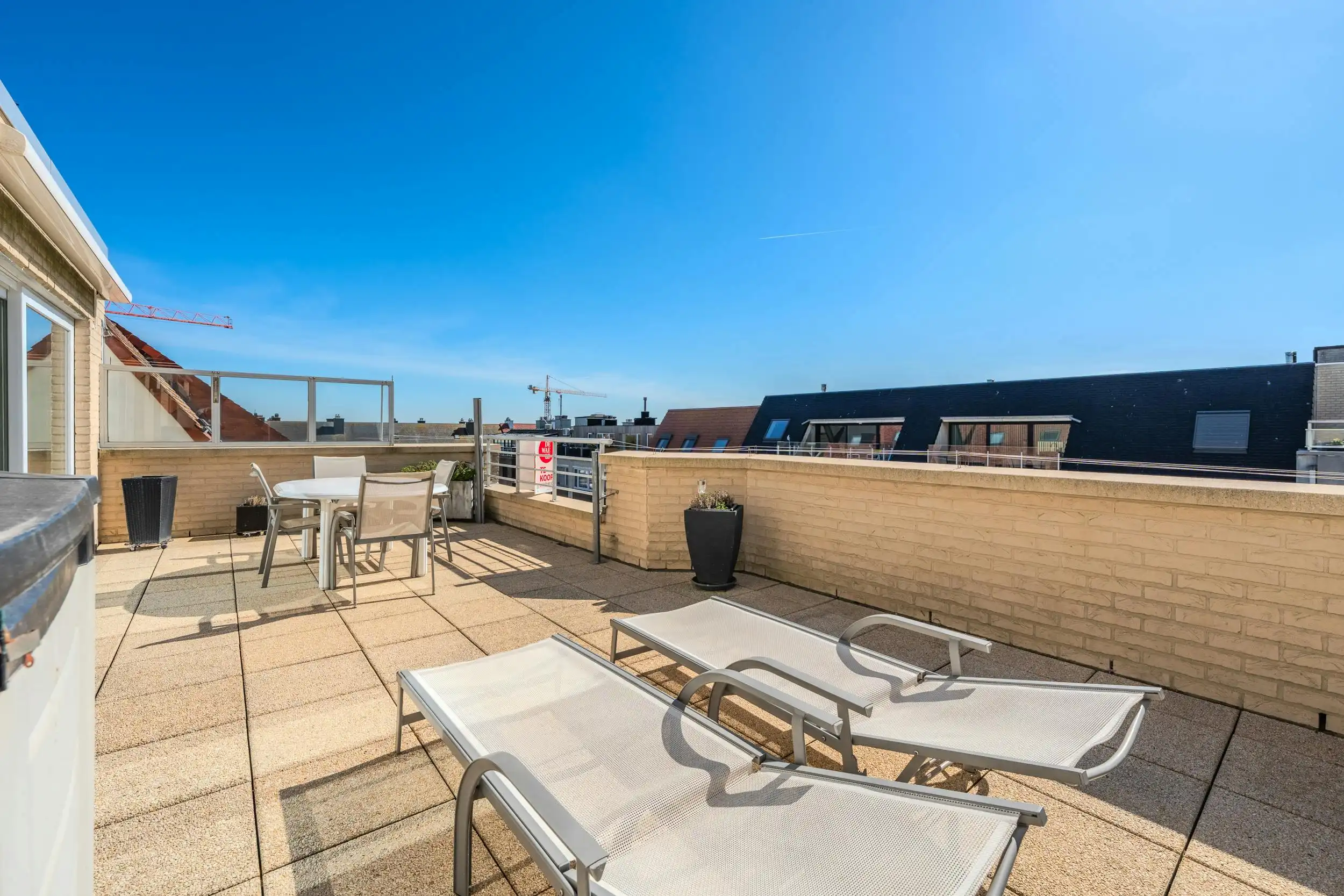 Prachtig appartement met ruime terrassen en zijdelings zeezicht! foto 5
