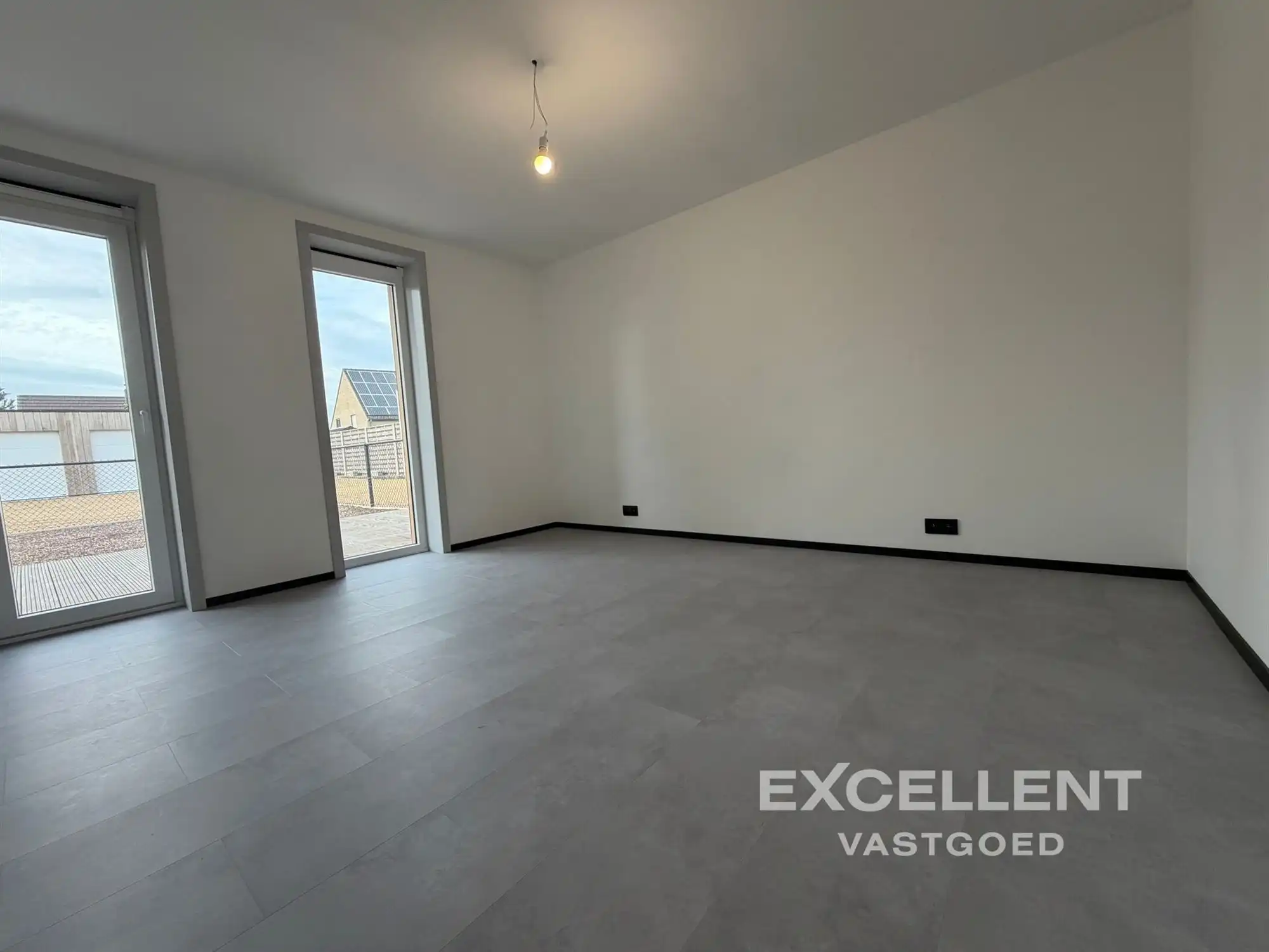 Gelijkvloers vernieuwbouw appartement te huur met 2 slaapkamers foto 7
