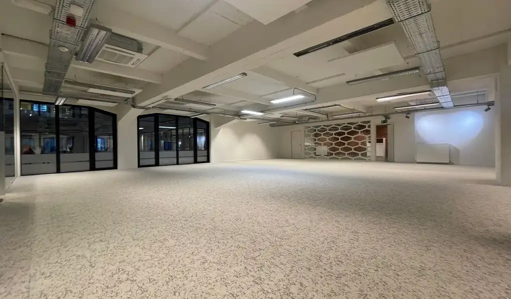 High-end kantoren te huur in Metro Building in Antwerpen foto 16