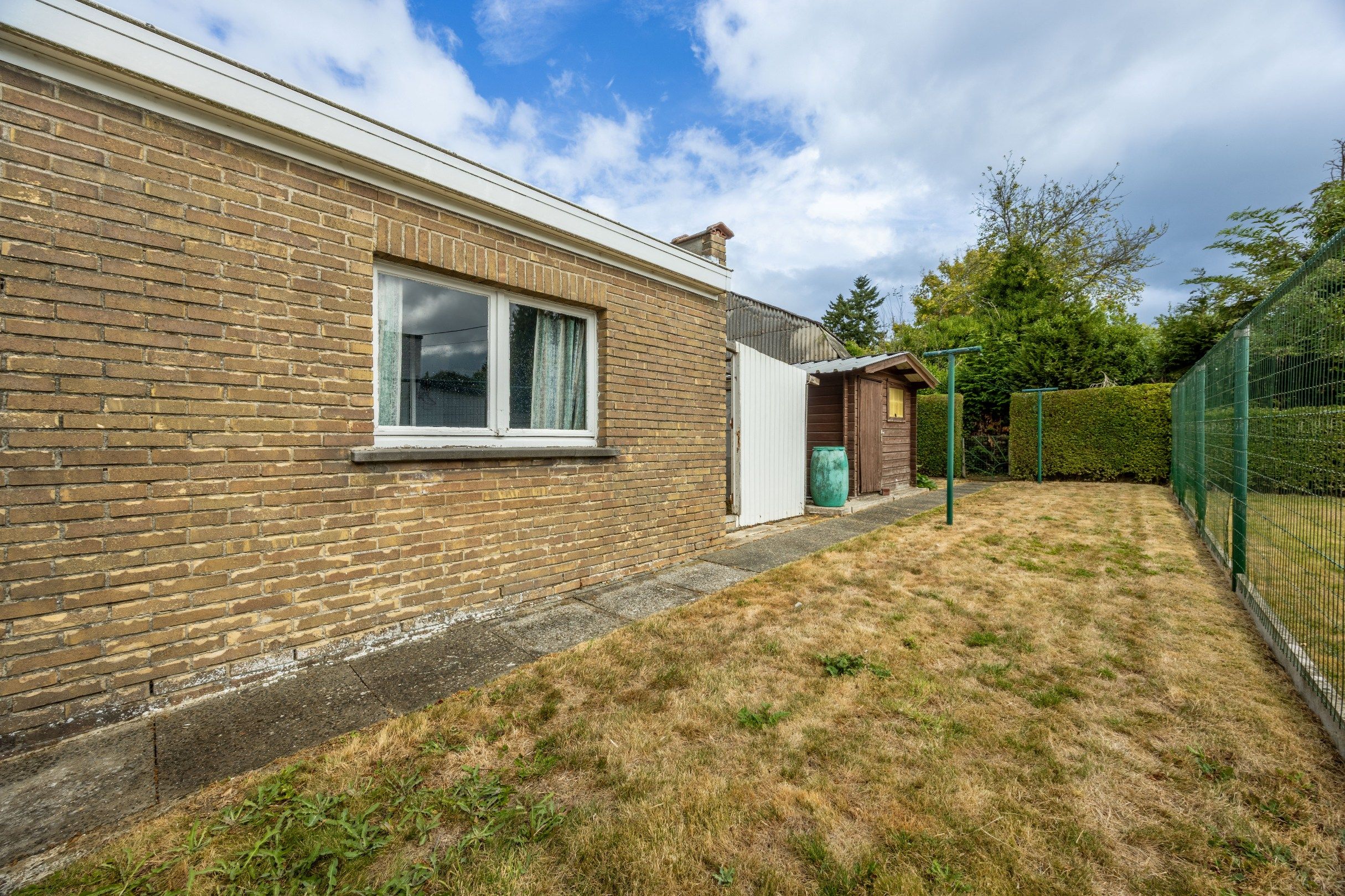 OP TE FRISSEN WONING MET TUIN foto 12