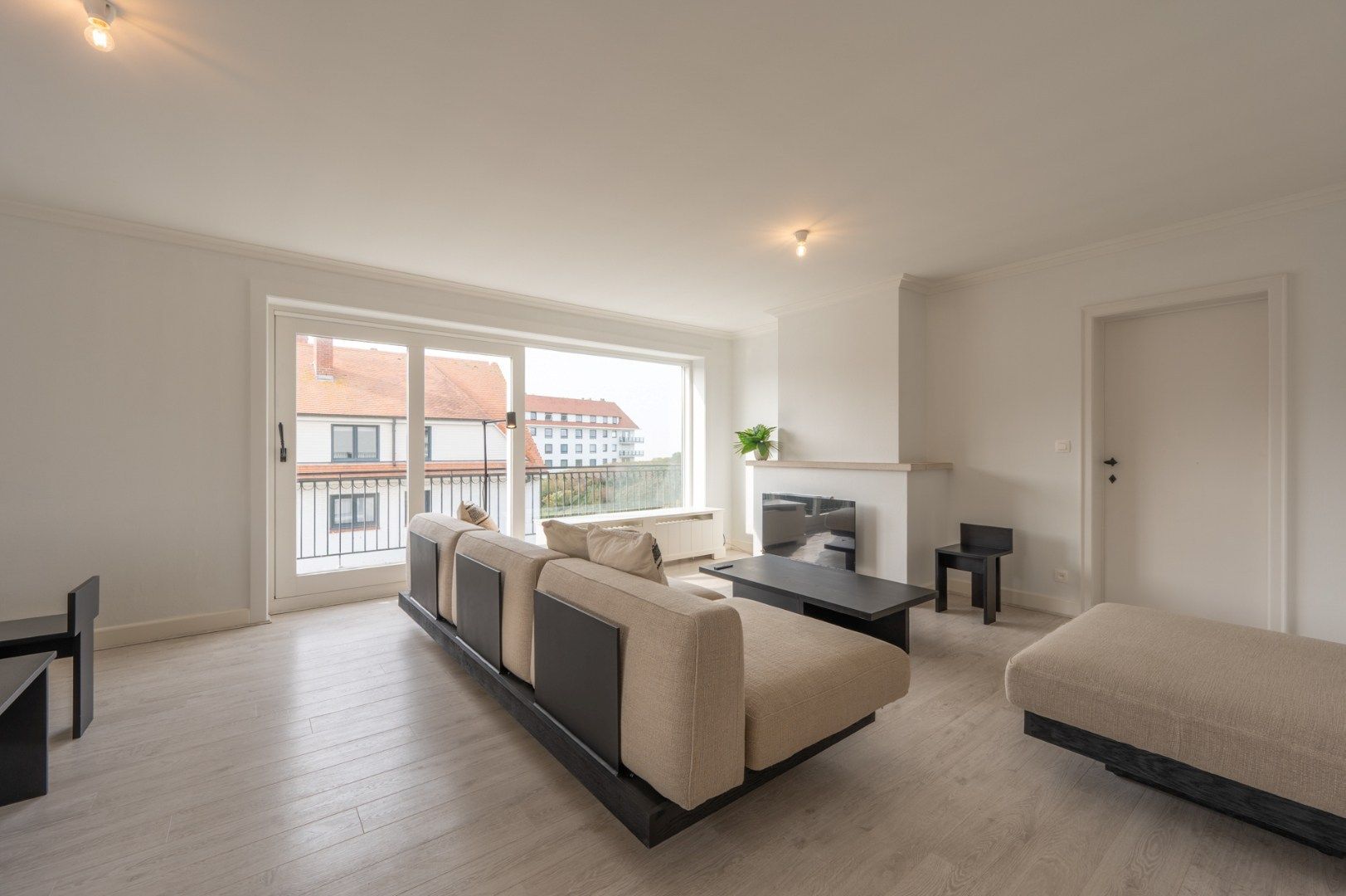 Mooi gemeubeld appartement top gelegen op een boogscheut van de wandeldijk foto 6