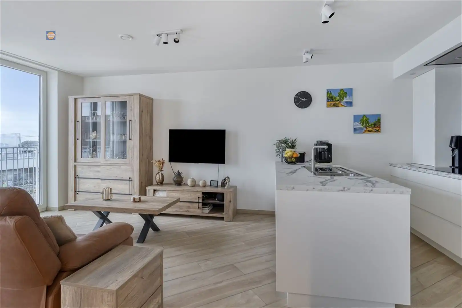 Modern en instapklaar appartement met 2 slaapkamers op absolute topligging foto 5