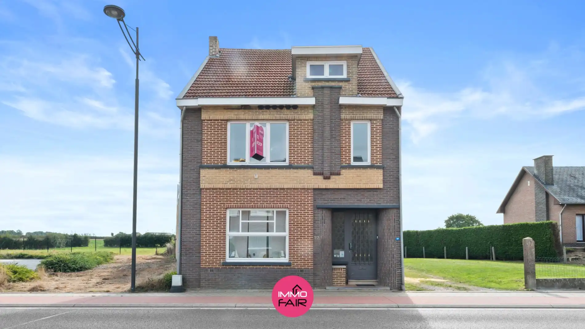 Karakteristieke hoeve met panoramisch zicht aan de achterzijde van perceel! foto 17