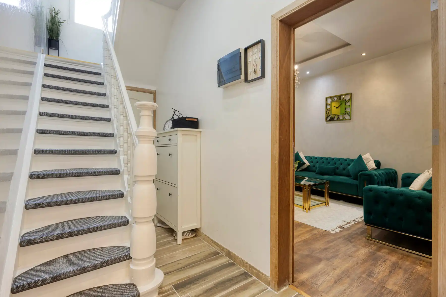 Ruim woonhuis met 4 slaapkamers in hartje Mechelen  foto 3