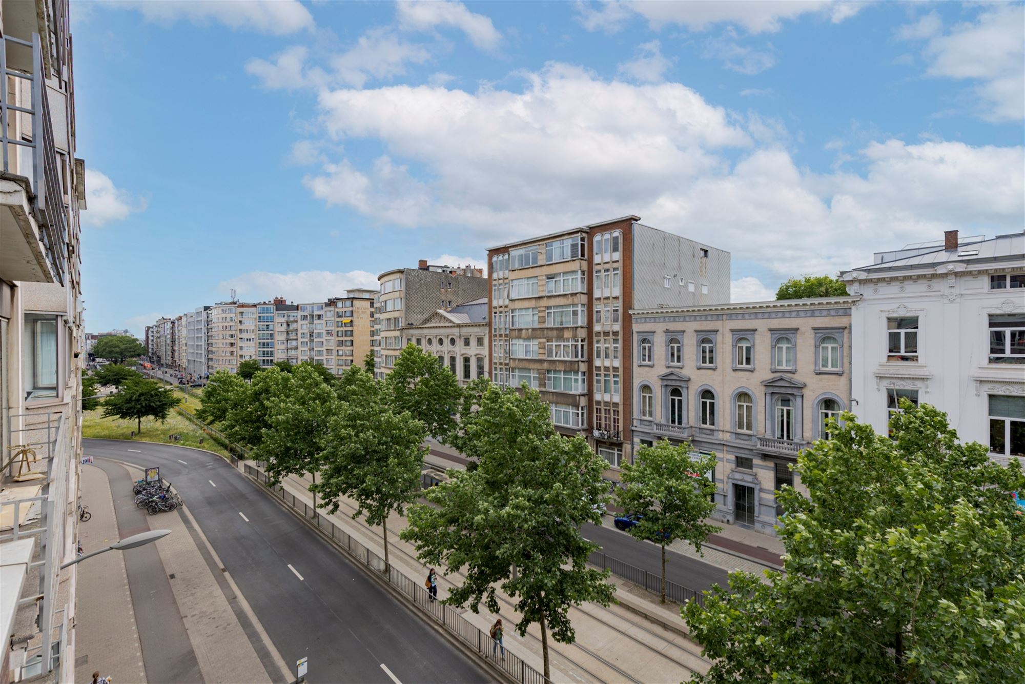 Perfect instapklaar en ruim 1 slaapkamer appartement op de Belgiëlei foto 19