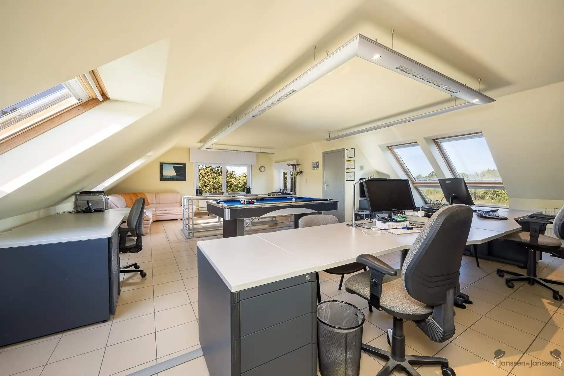 Landelijk gelegen open bebouwing met bijgebouw & grote tuin foto 28