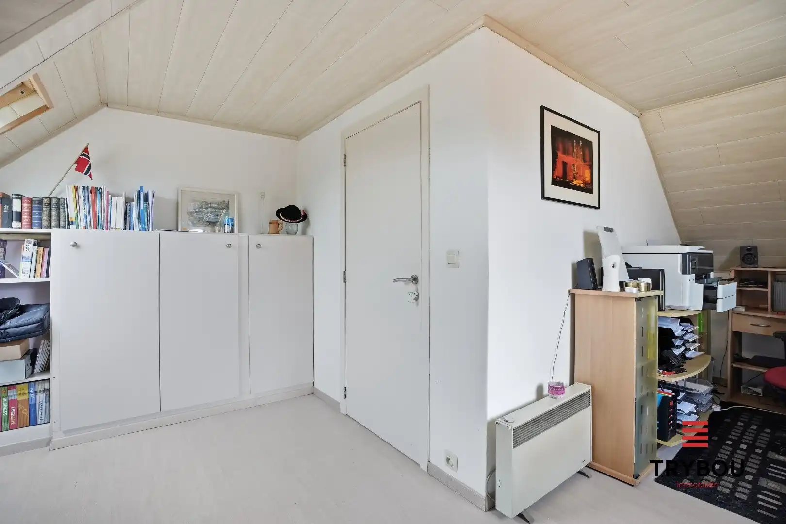 Rustig gelegen, alleenstaande woning op ruim perceel van 2210 m² foto 18