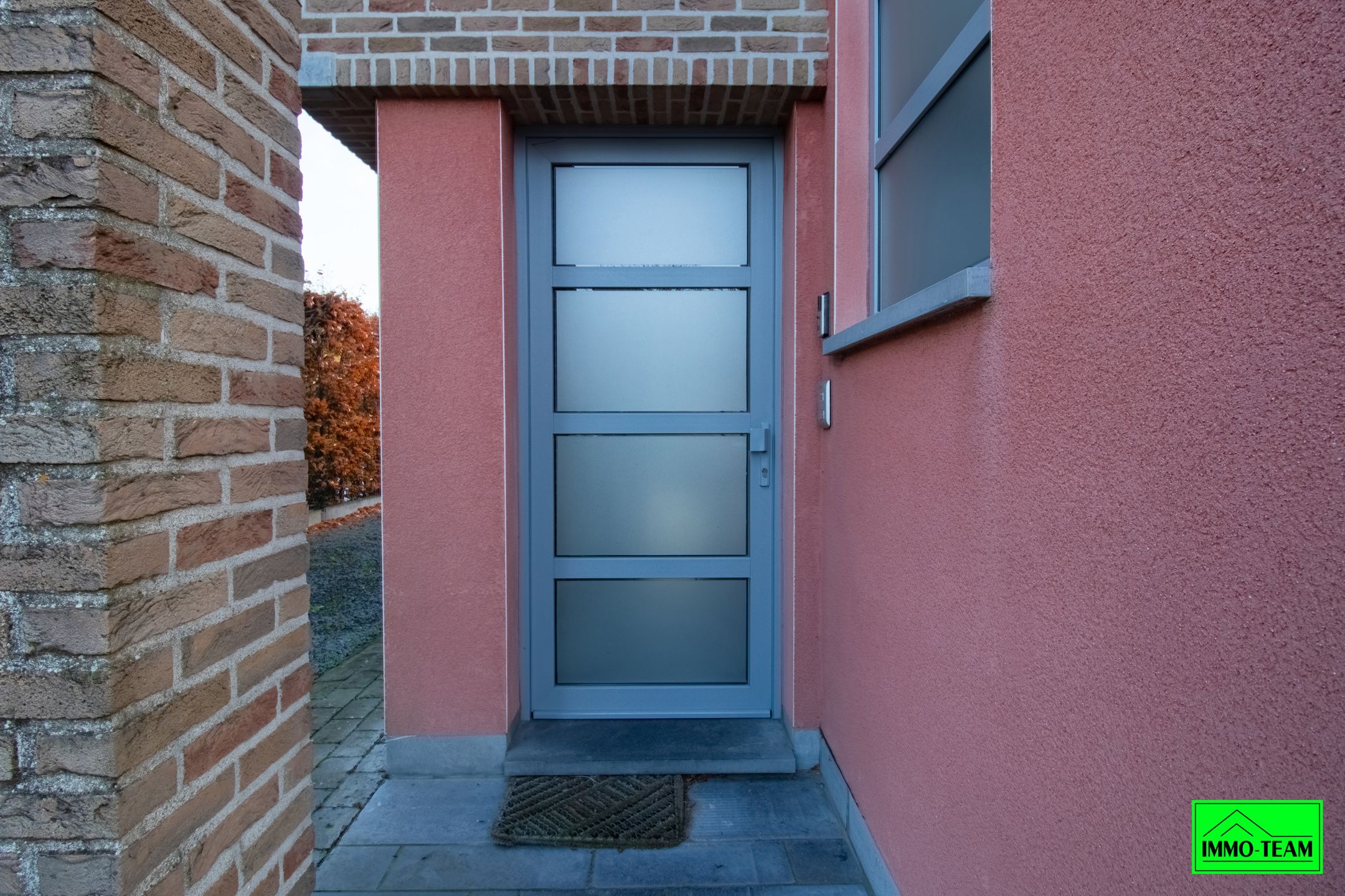 Halfopen gezinswoning met 3 ruime slaapkamers, EPC B foto 2