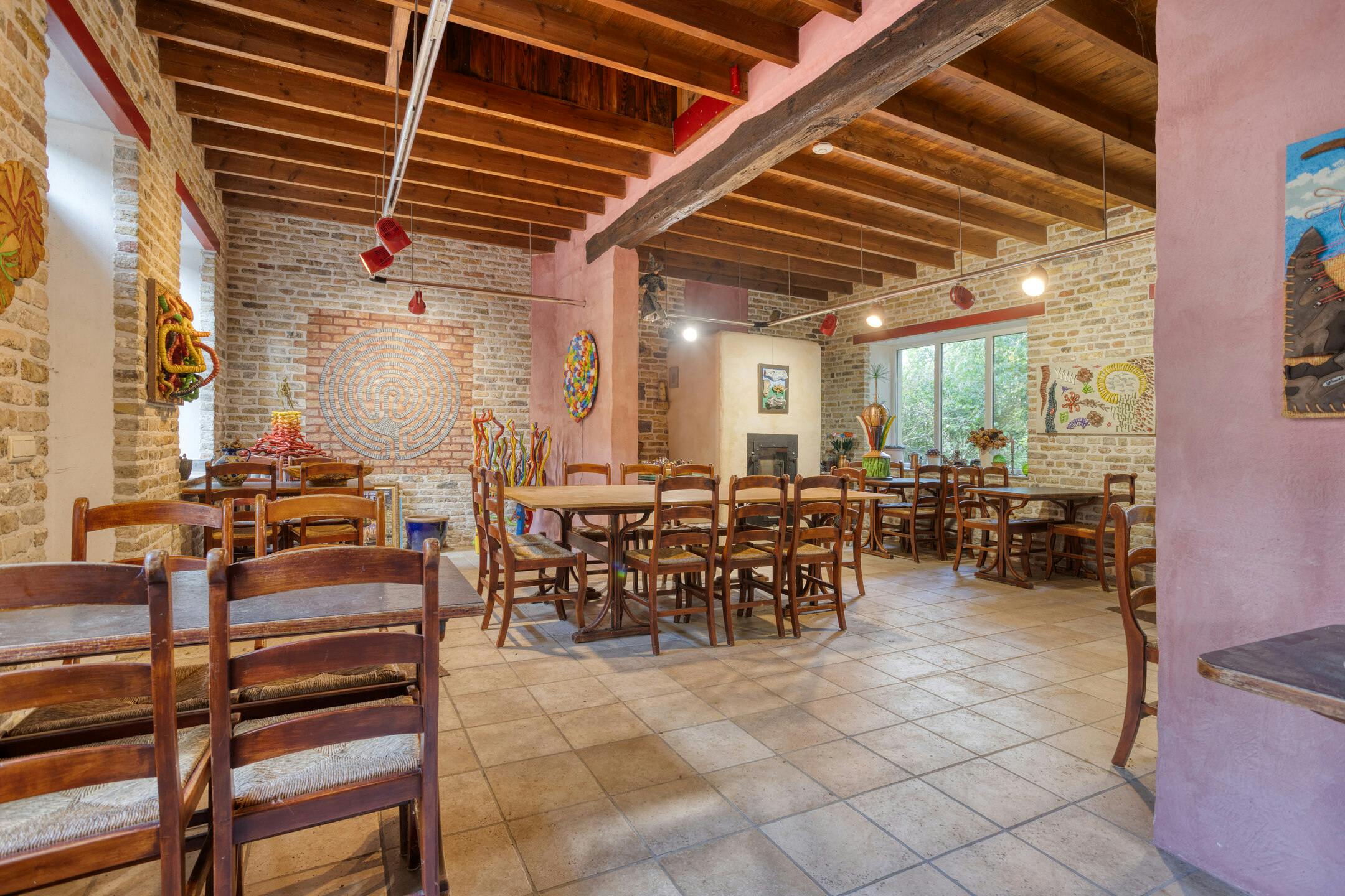 Unieke landelijke eigendom gelegen te Lo-Reninge aan het water. foto 9