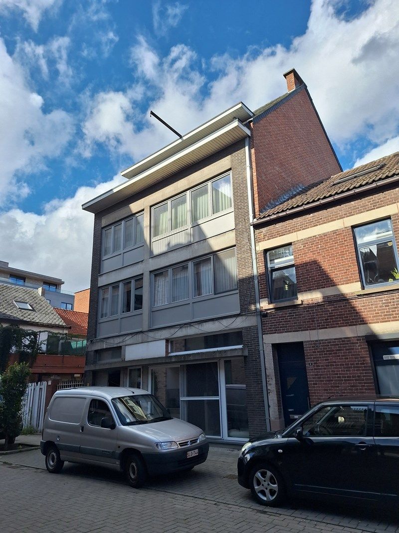 Leuk ingericht deels gemeubeld appartement te Hasselt foto 16