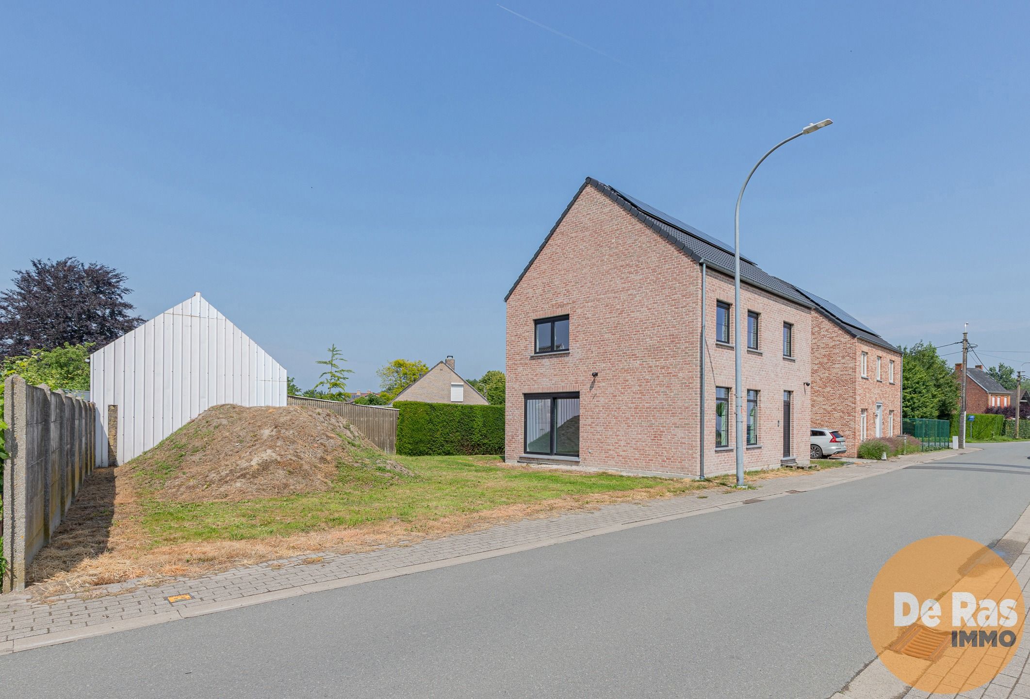 SERSKAMP - Uitz nieuwbouw met 3 slpks.,tuin in rustige buurt foto 2