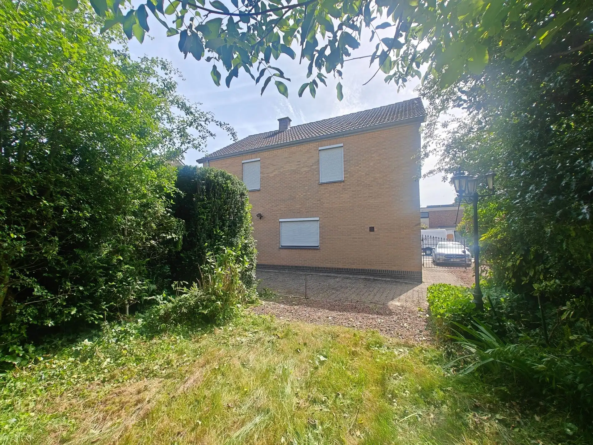 Te renoveren vrijstaande woning op een top locatie!  foto 24