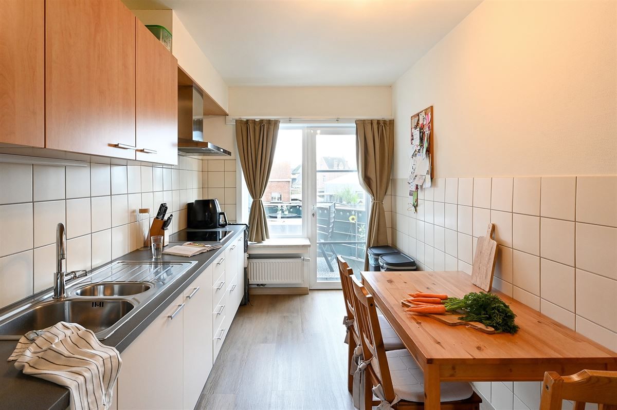 ruim en lichtrijk appartement nabij het centrum van Duffel foto 10