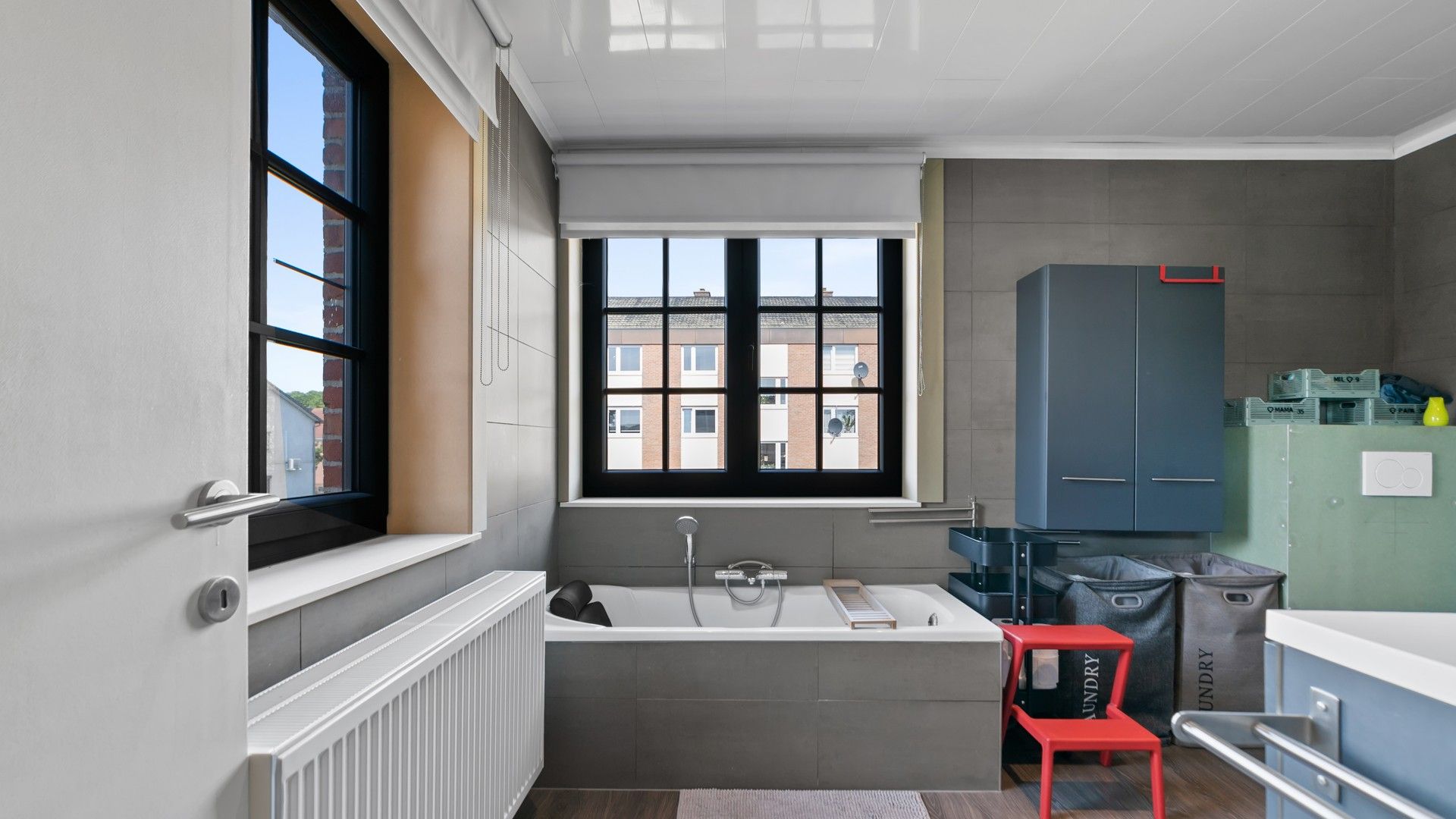 Instapklare en energiezuinige woning met 4 slpkrs in Genk foto 15