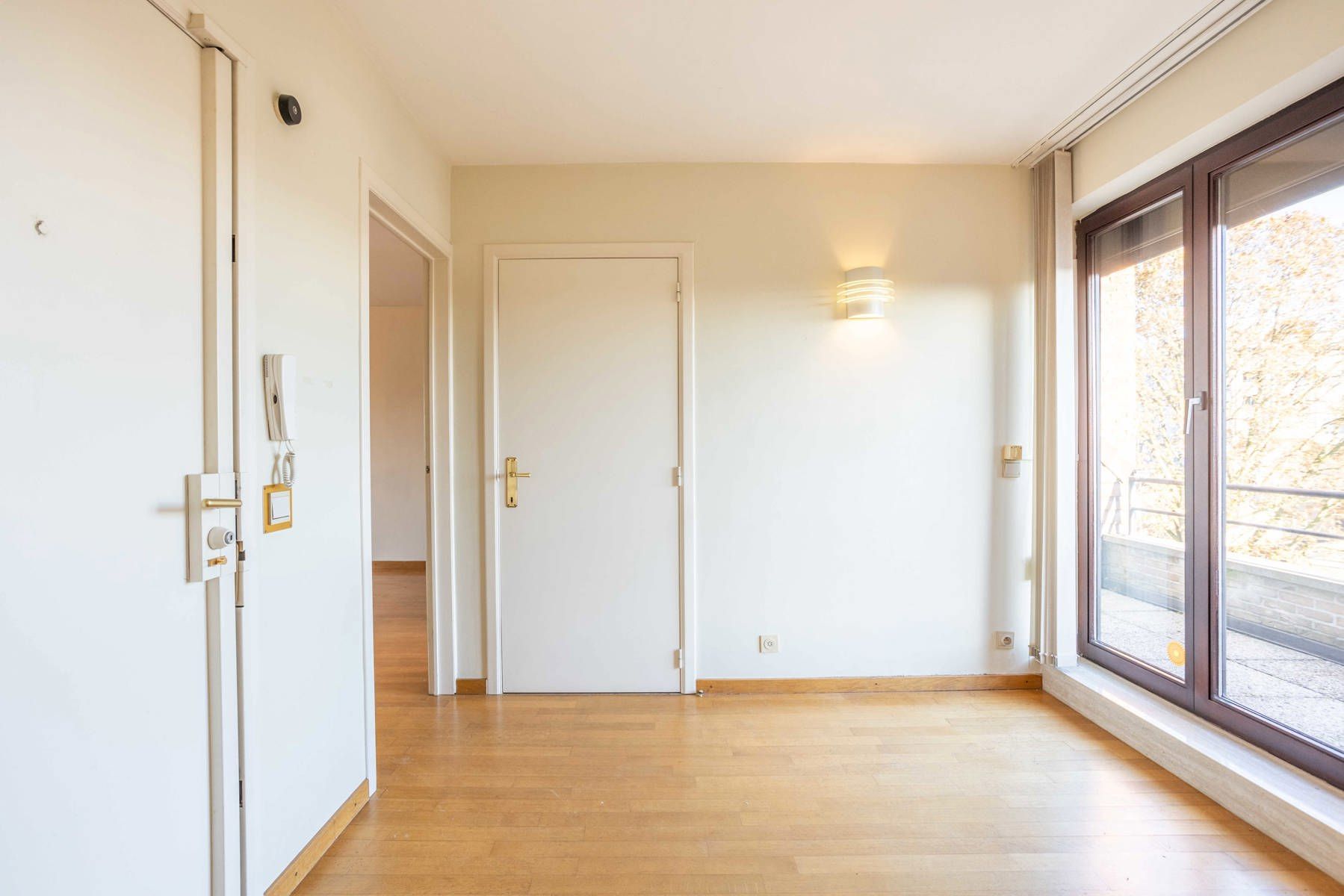 Te koop: instapklare penthouse met 3 slaapkamers en garage! foto 4