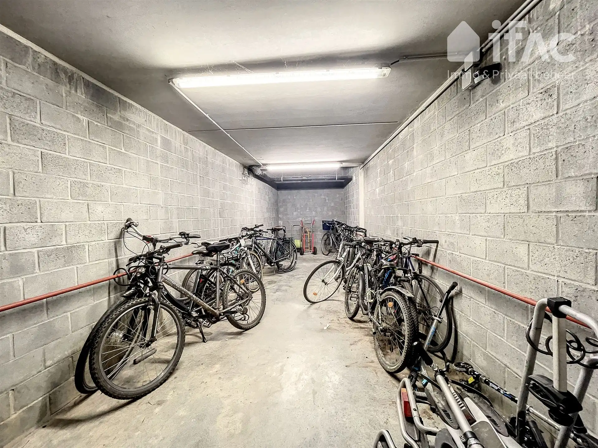 Duplex appartement met ondergrondse parkeerplaats foto 11