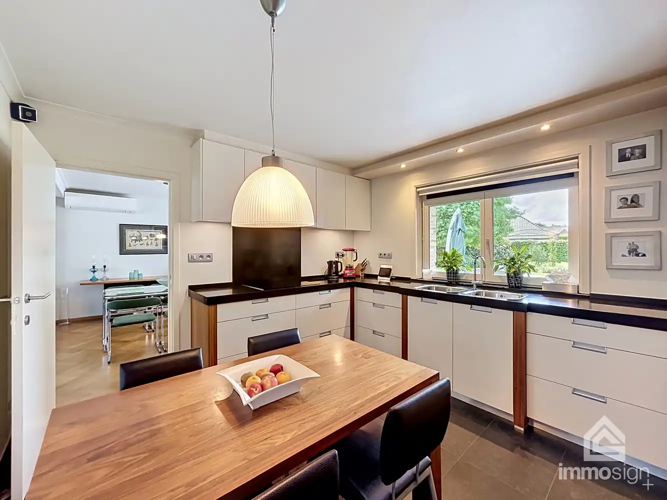 Statige woning met drie slaapkamers op prachtig perceel te Lozen! foto 14