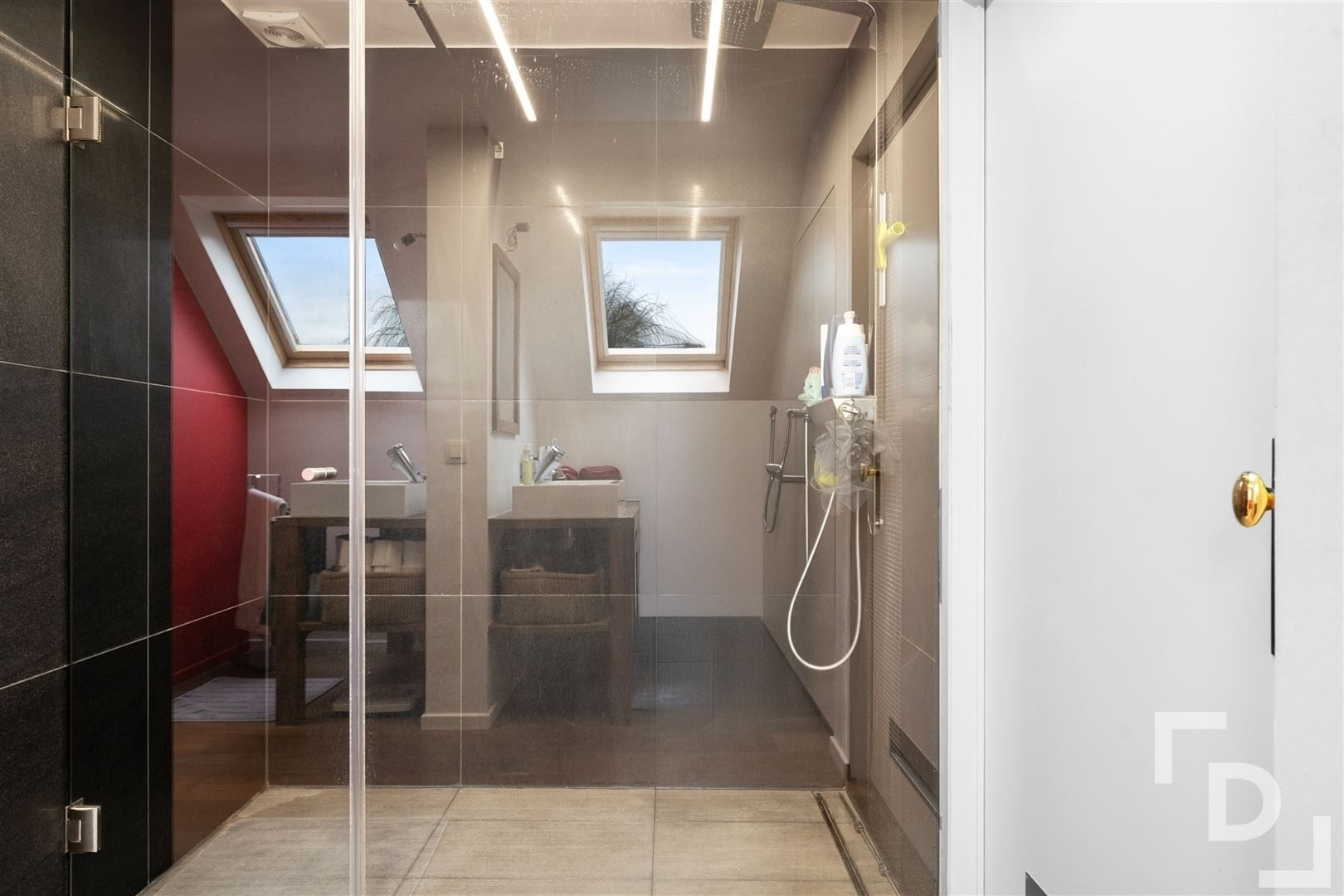 Ruime en energiezuinige villa te koop in Poperinge foto 24