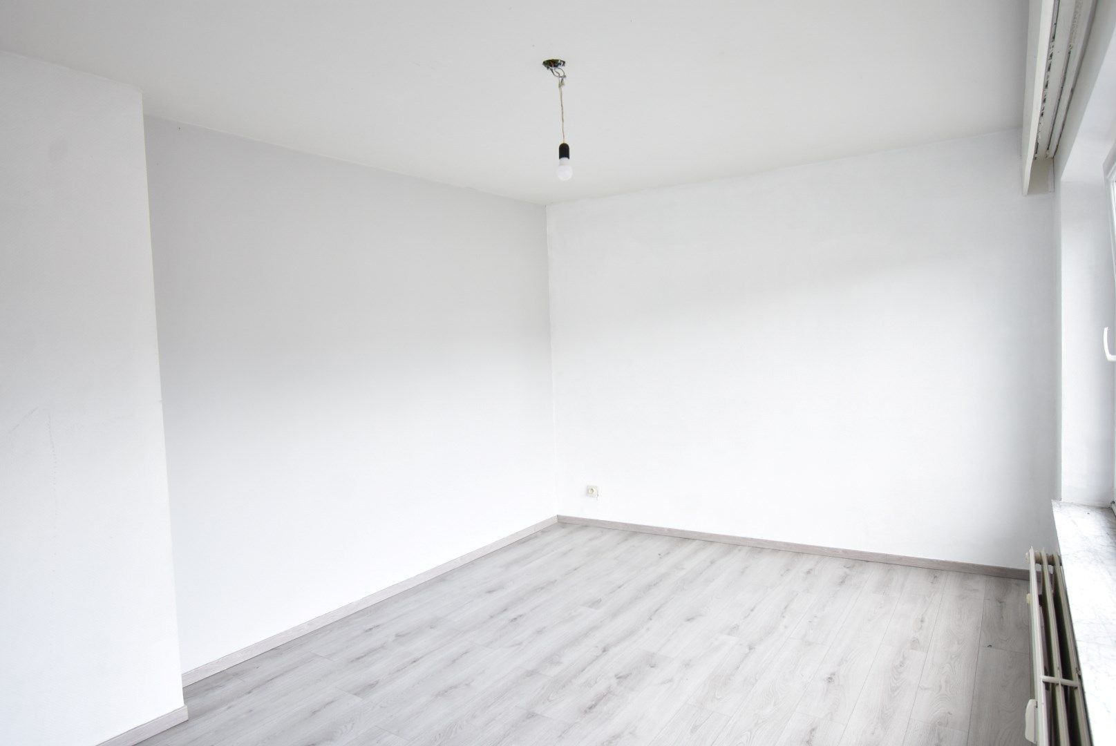 Degelijk appartement met 2 slaapkamers in centrum Hoeselt foto 12