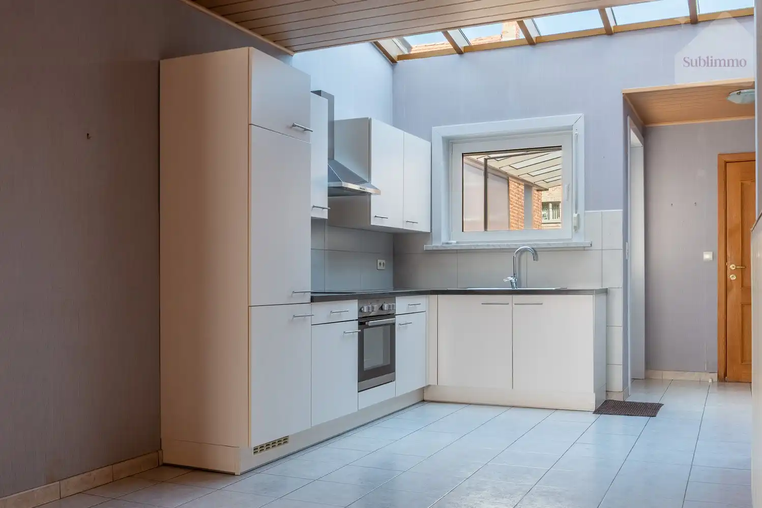 Verzorgde halfopen woning nabij het centrum van Meerhout. foto 2