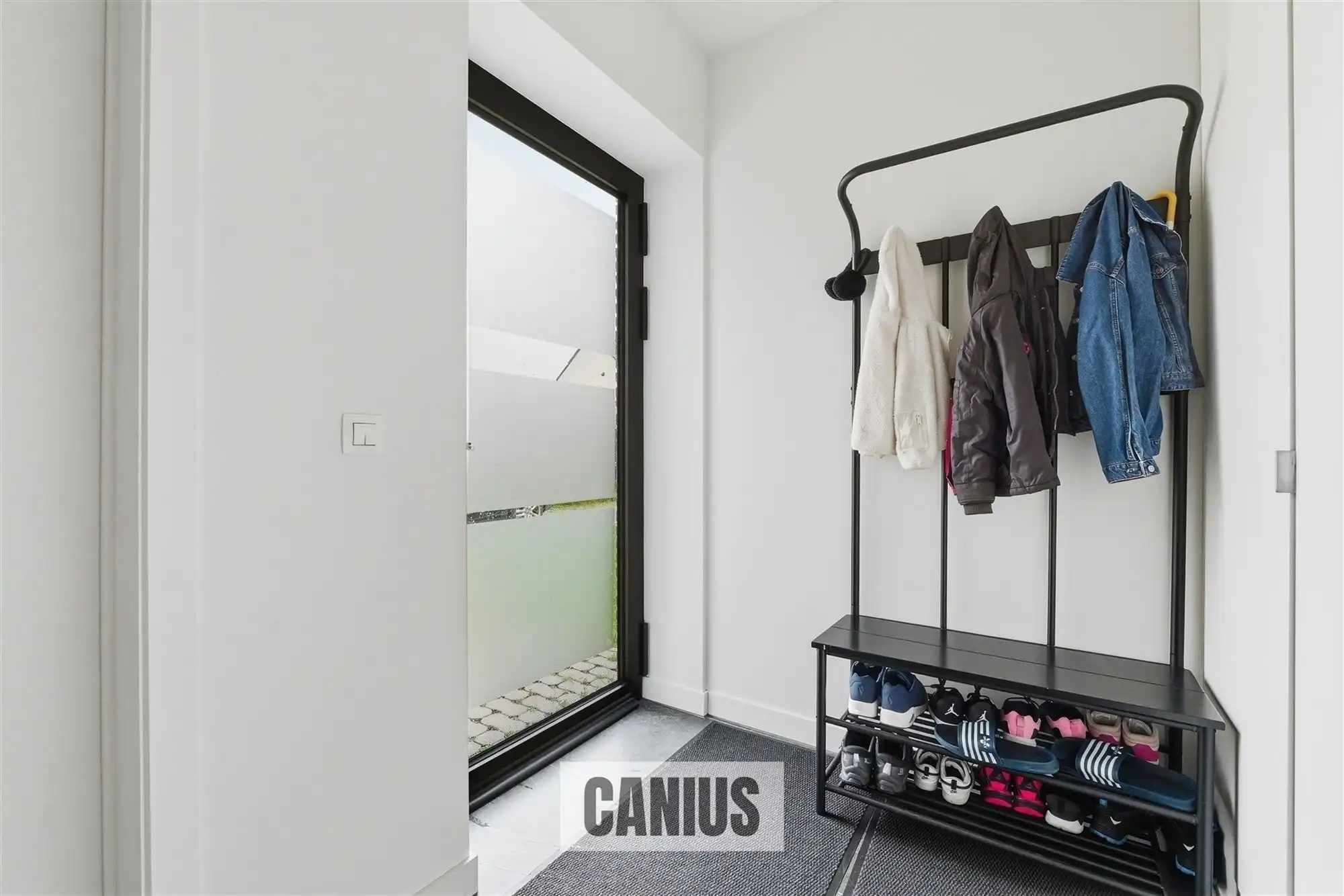 MODERNE WONING MET 3 SLKS & TUIN foto 10