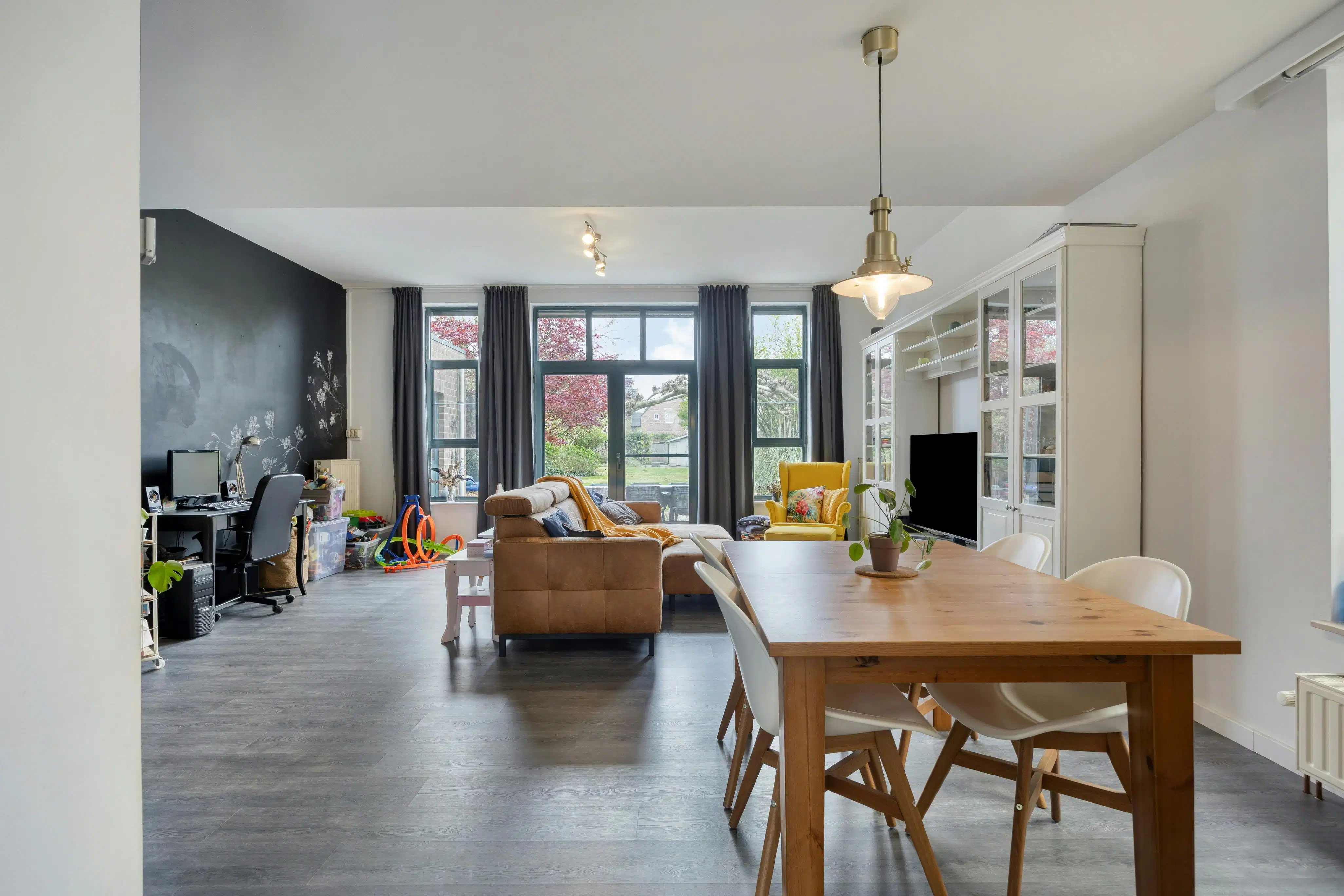 Instapklare woning met 4 slaapkamers te koop in Loenhout! foto 8