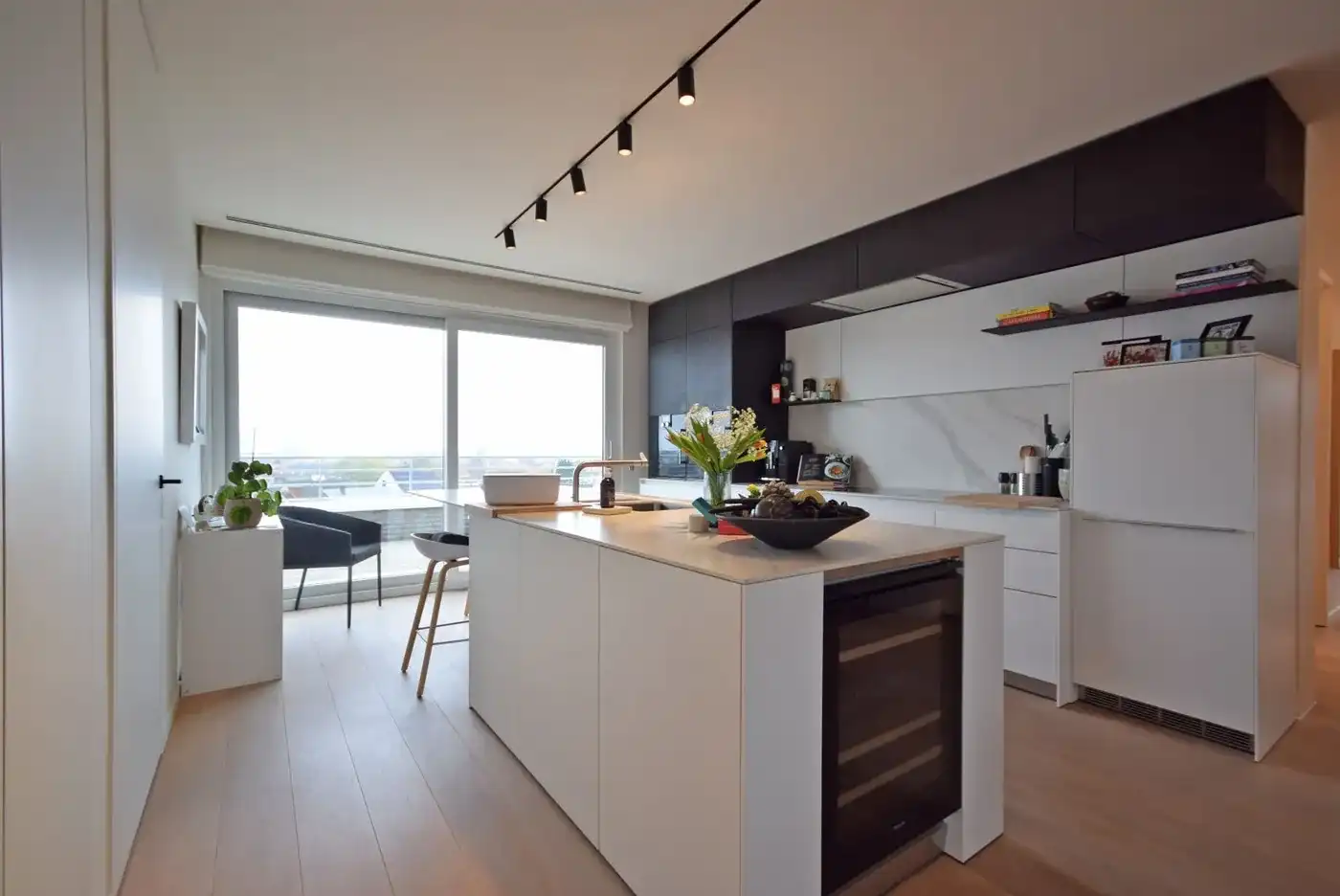 EXCLUSIEF PENTHOUSE AAN HET STERREBOS – WAAR LUXE, RUST EN PANORAMISCHE VERGEZICHTEN SAMENKOMEN foto 9