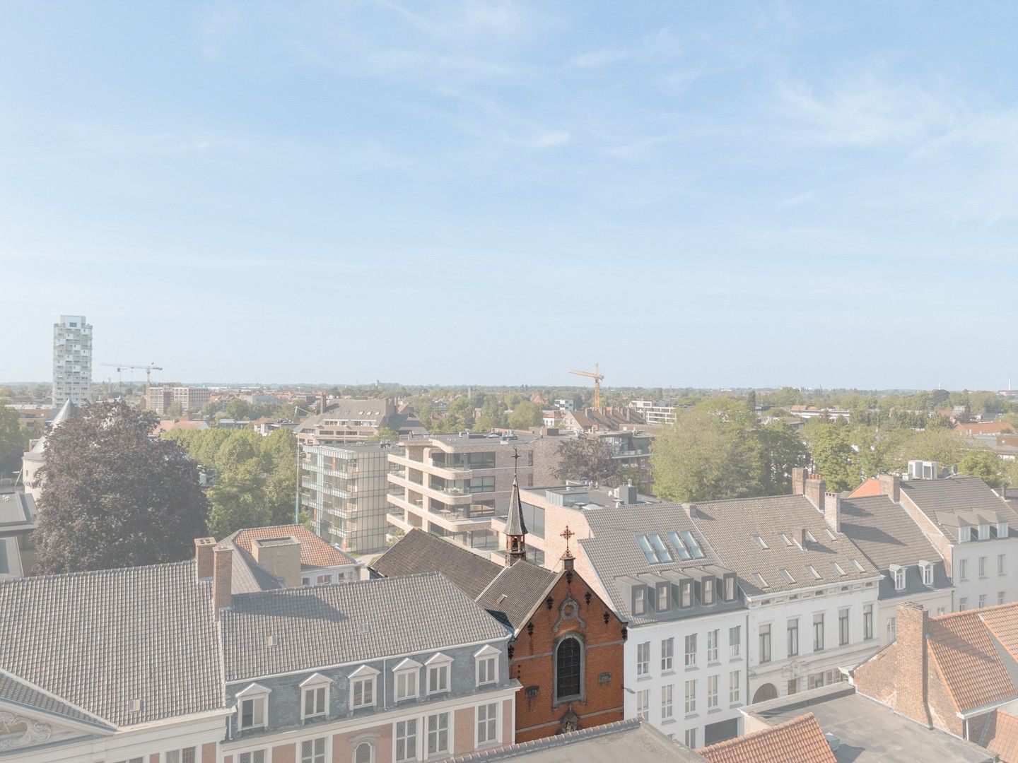 Unieke Neobarokke kapel met ondersteunende casco ruimte op een topligging in Kortrijk foto 14