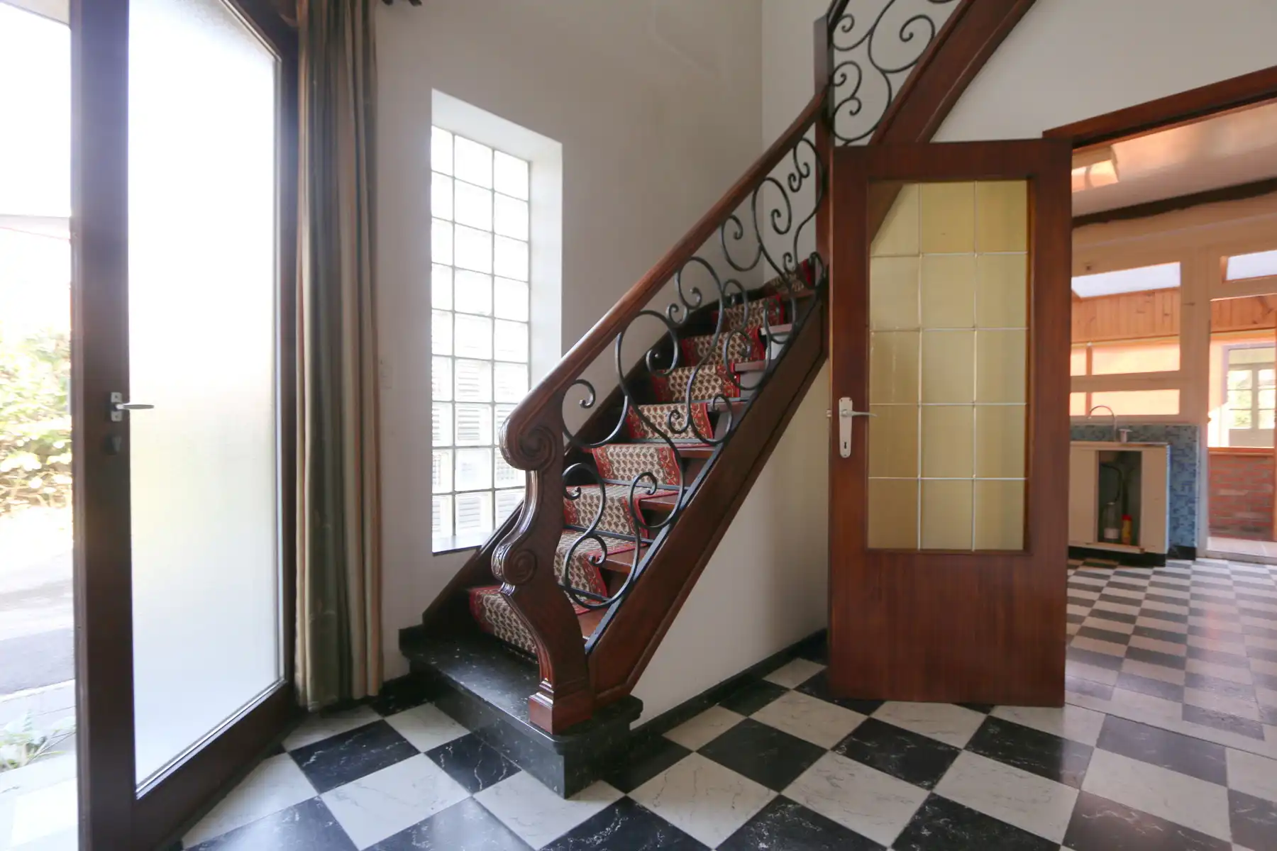 DUBBELE WOONST - 6 SLK - TUIN - TERASSEN - PARKING - RUSTIG foto 4