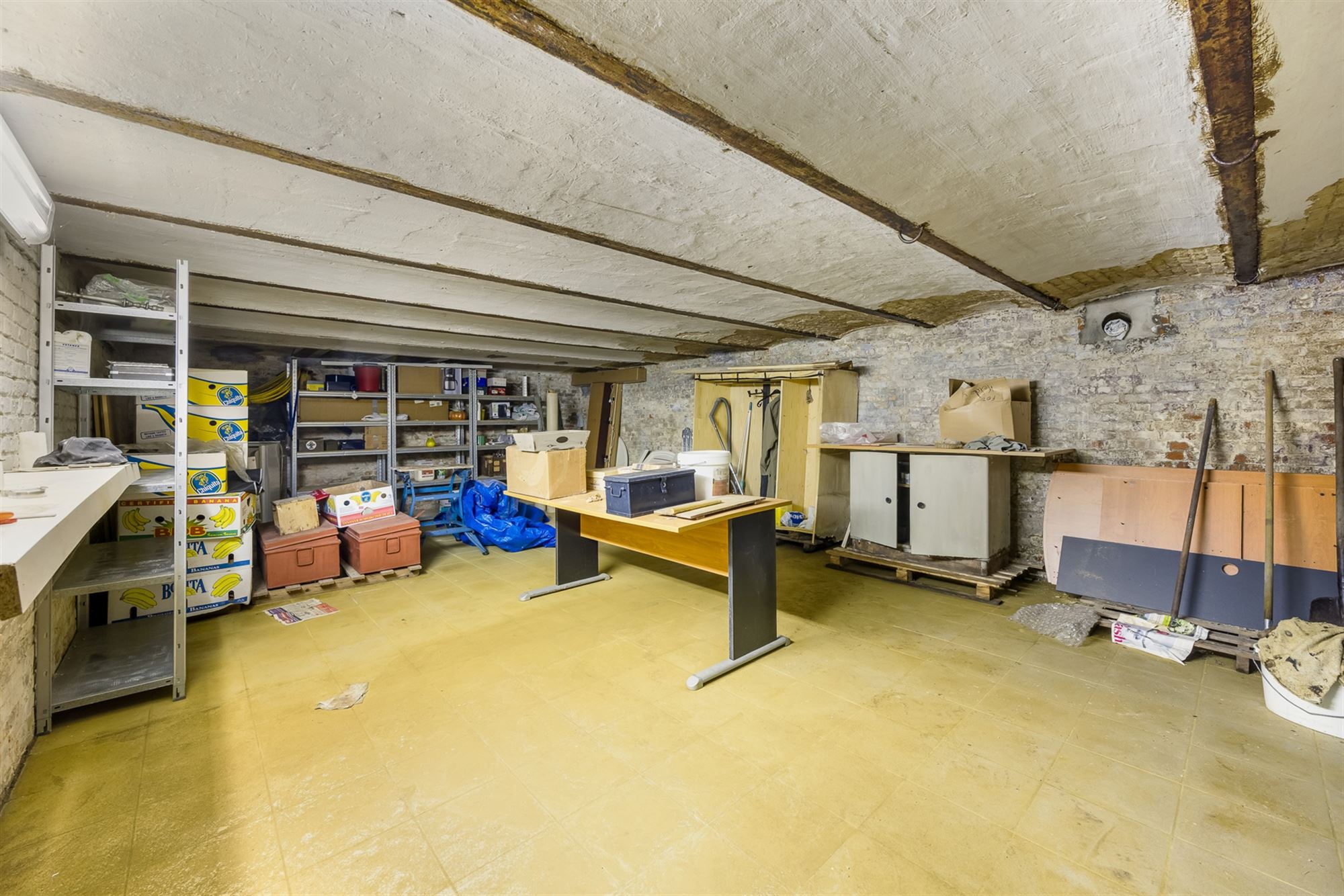 VOLLEDIG INSTAPKLAAR GELIJKVLOERS APPARTEMENT (145M²) MET 2 SLAAPKAMERS, INPANDIGE GARAGE EN TUIN/KOER TE BERINGEN-CENTRUM foto 17