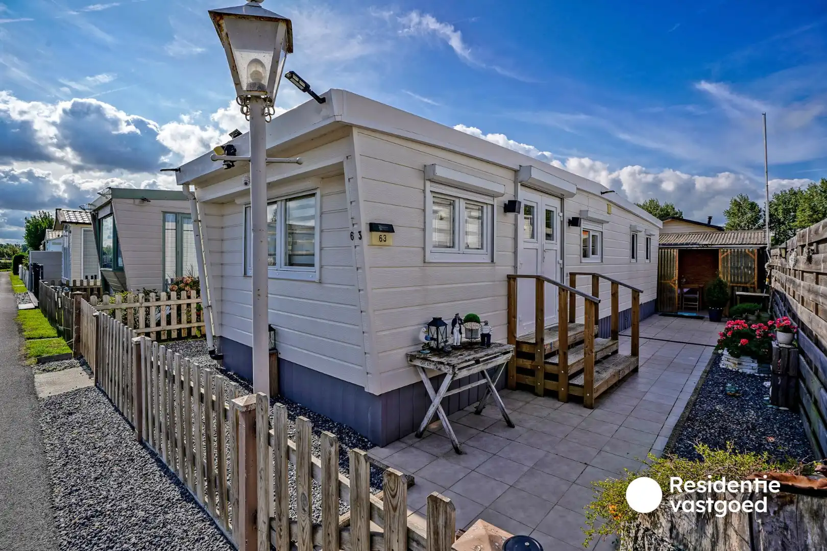 Goed verzorgde stacaravan op 900m van zee in Domein Polderpark te Nieuwpoort, op een stuk privé grond van 128m².  foto 21
