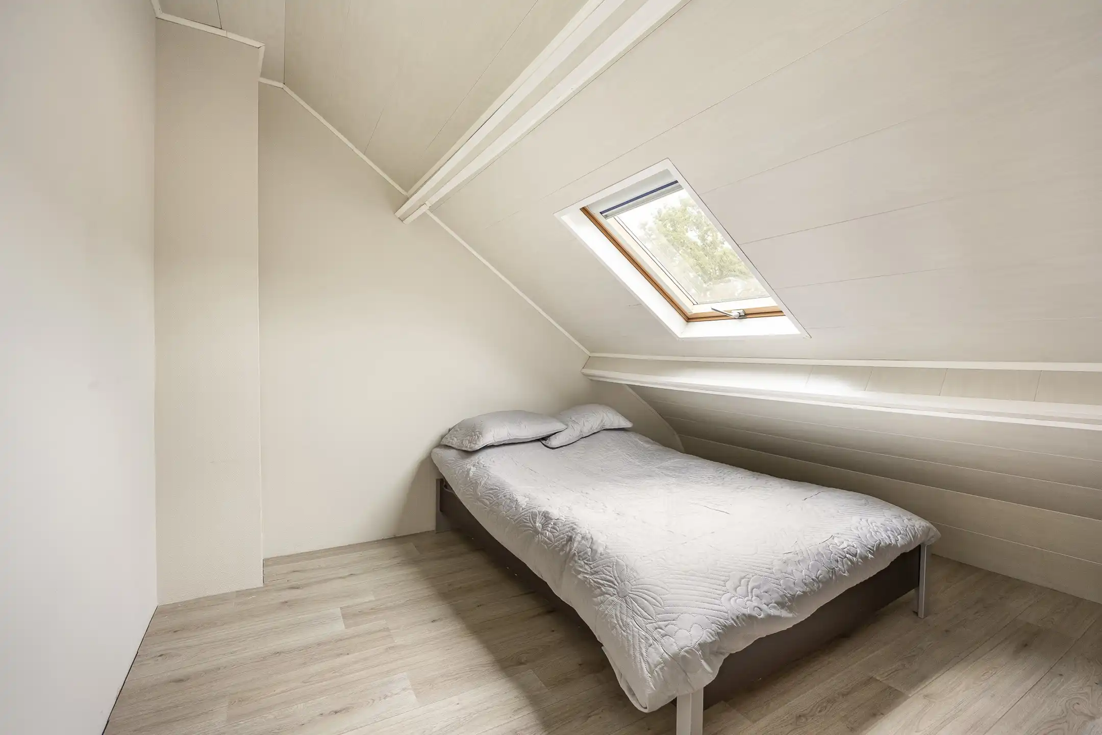 Goed gelegen, instapklare gezinswoning met 5 slpk te Ravels foto 25
