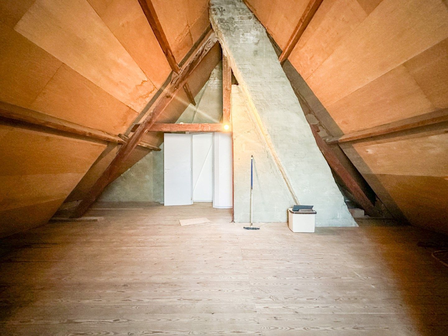 Ruime woning met tuin (perceel 524 m²), 3 slaapkamers, garage en bijgebouw/stalling, Torhout. foto 27